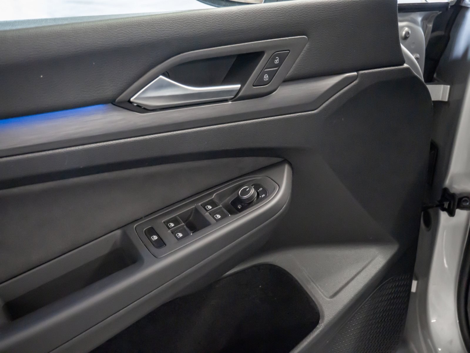 Golf VIII Variant STYLE TSI+ALU 17+ERGO SITZ+TRAVEL ASSIST+RÜCKFAHRKAMERA+NAVI+LED-PLUS+