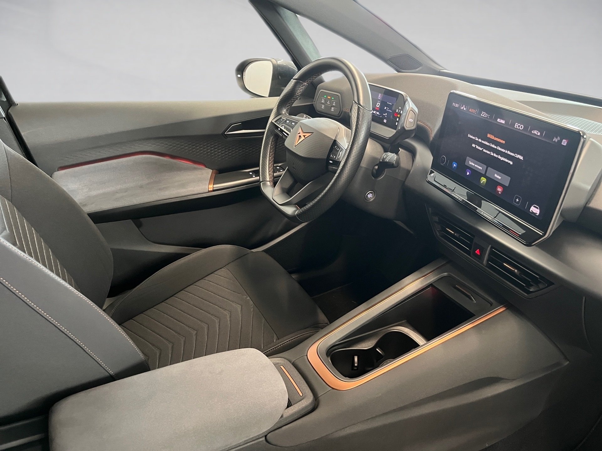 Born ALU 19+RÜCKFAHRKAMERA+KEYLESS+PARK ASSIST+LED+ACC+MIRROR LINK+SITZHEIZUN