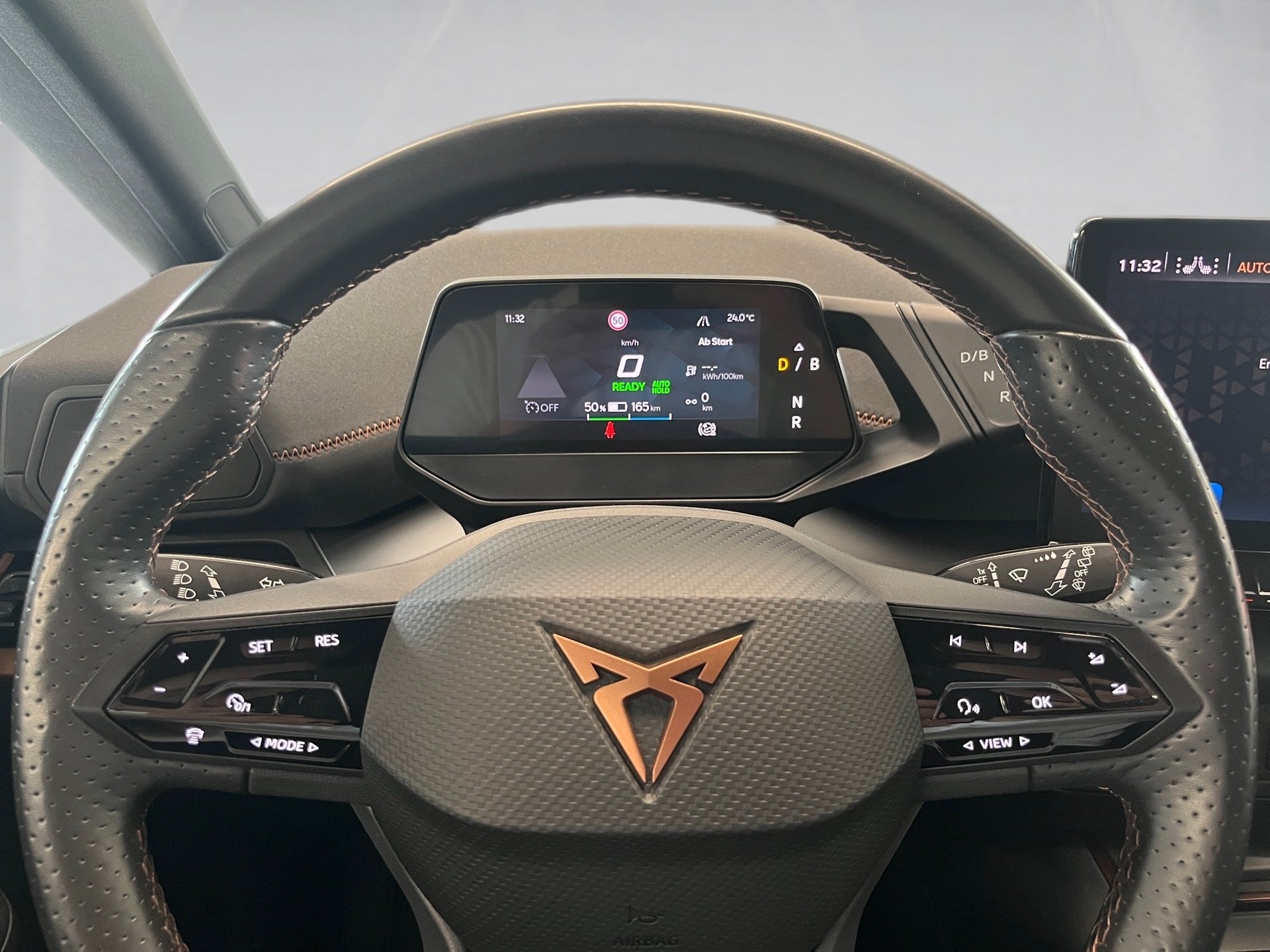 Born ALU 19+RÜCKFAHRKAMERA+KEYLESS+PARK ASSIST+LED+ACC+MIRROR LINK+SITZHEIZUN