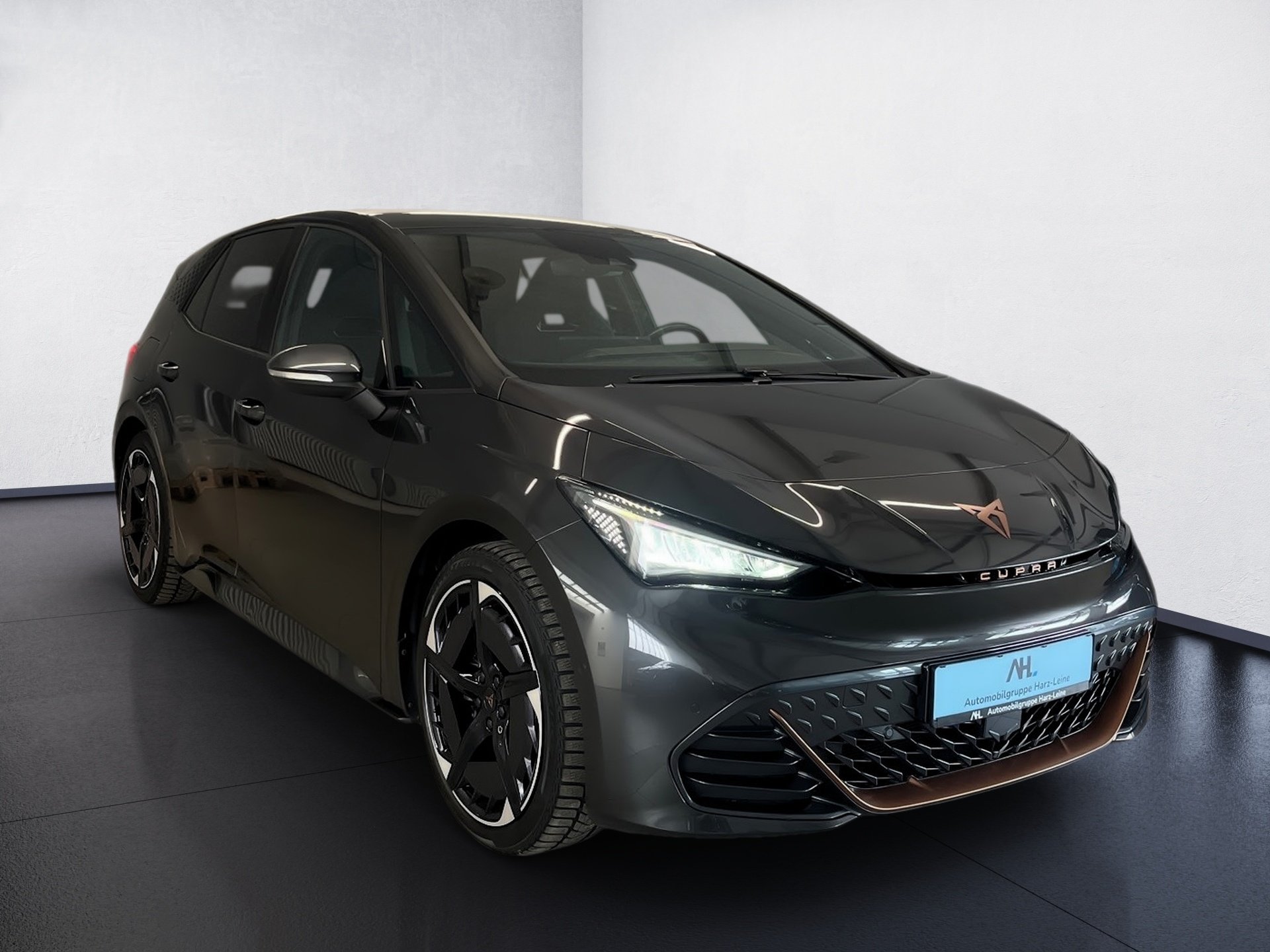Born ALU 19+RÜCKFAHRKAMERA+KEYLESS+PARK ASSIST+LED+ACC+MIRROR LINK+SITZHEIZUN