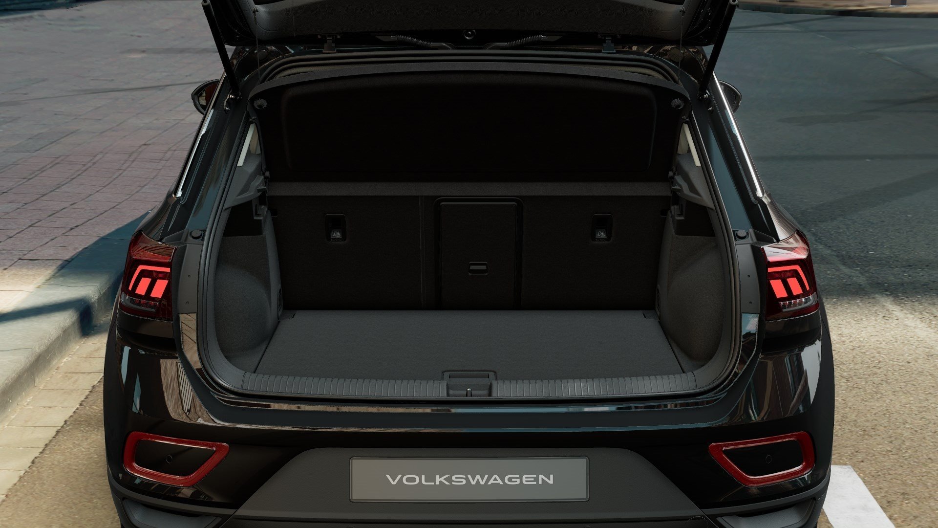 T-Roc LIFE TSI DSG+ALU 16+LED+KEYLESS ACCESS+NAVI+WINTERPAKET+APP CONNECT+KLIM