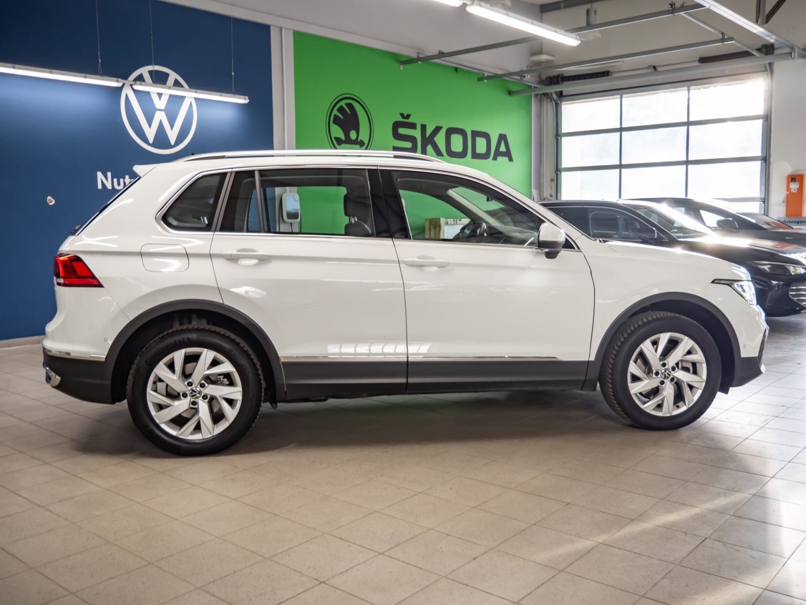 Tiguan ELEGANCE eHYBRID DSG+ALU 18+NAVI+LED-MATRIX+ACC+PARK ASSIST+SIDE ASSIST