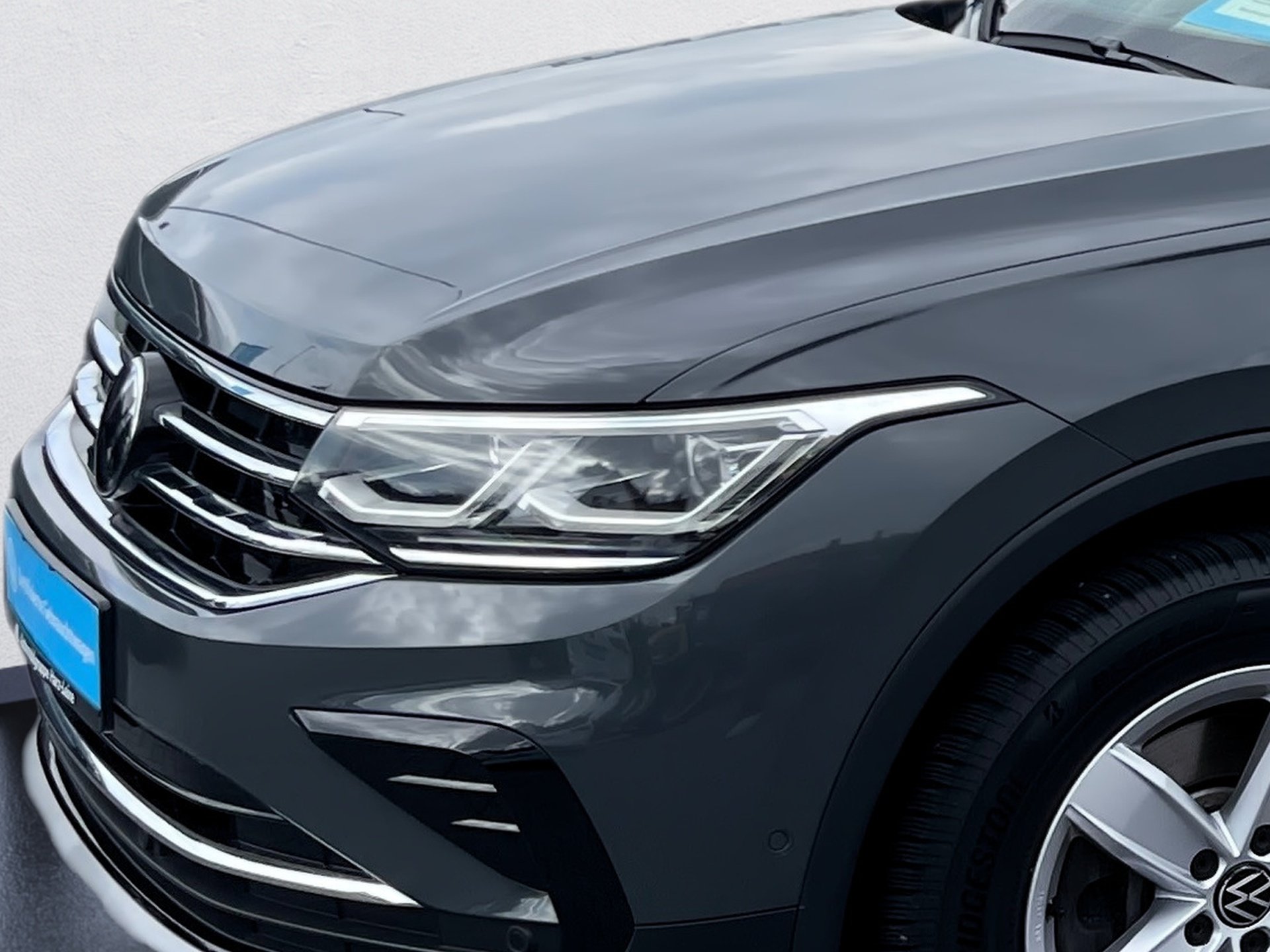 Tiguan ELEGANCE eHYBRID DSG+AHK+ALU 18+RÜCKFAHRKAMERA+APP CONNECT+LED-MATRIX