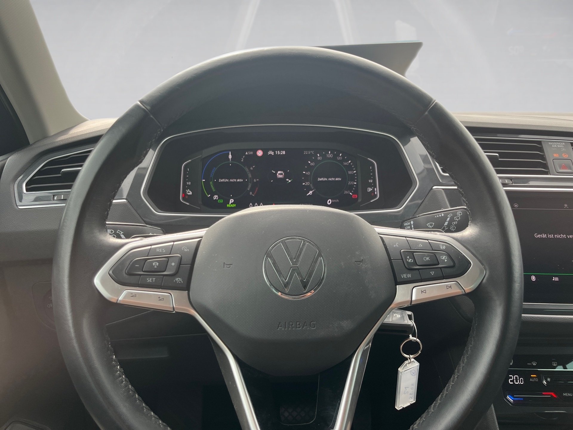 Tiguan ELEGANCE eHYBRID DSG+AHK+ALU 18+RÜCKFAHRKAMERA+APP CONNECT+LED-MATRIX