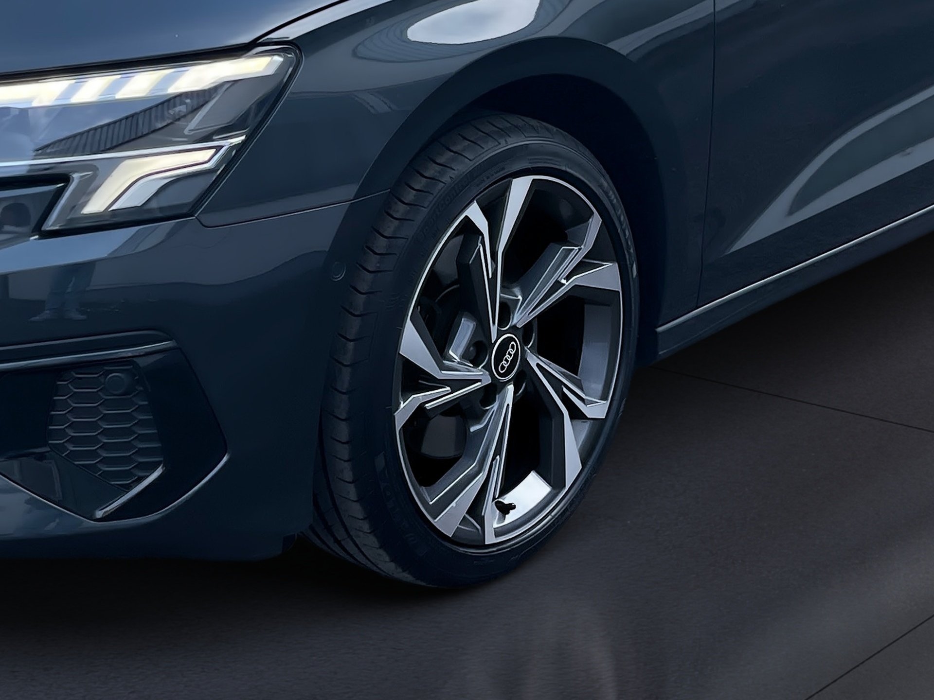 A3 Sportback ADVANCED TFSI S-TRONIC+ALU 18+LED+MMI NAVI+SPORTSITZE+KLIMA+BUSINESSPAKE