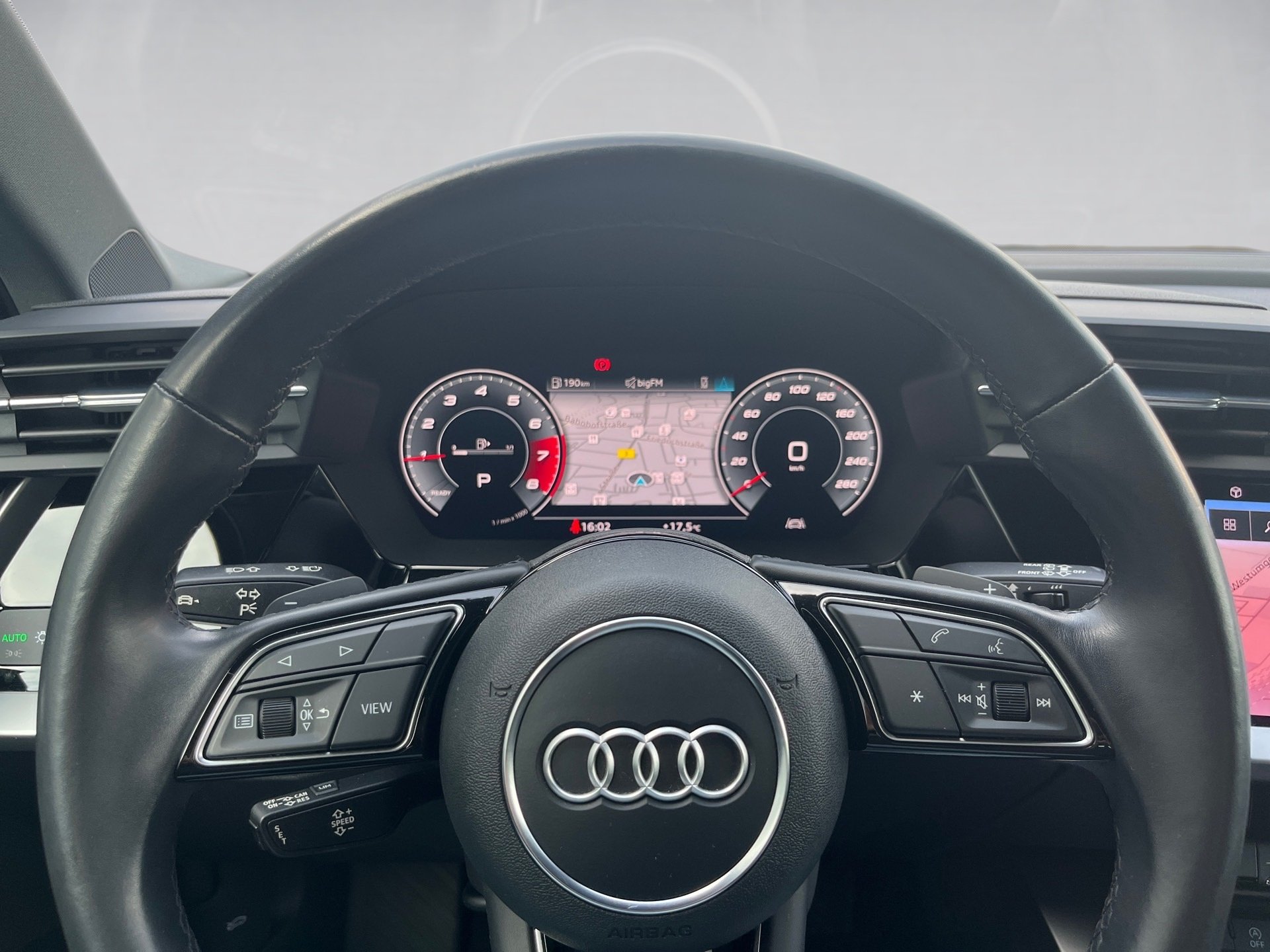 A3 Sportback ADVANCED TFSI S-TRONIC+ALU 18+LED+MMI NAVI+SPORTSITZE+KLIMA+BUSINESSPAKE