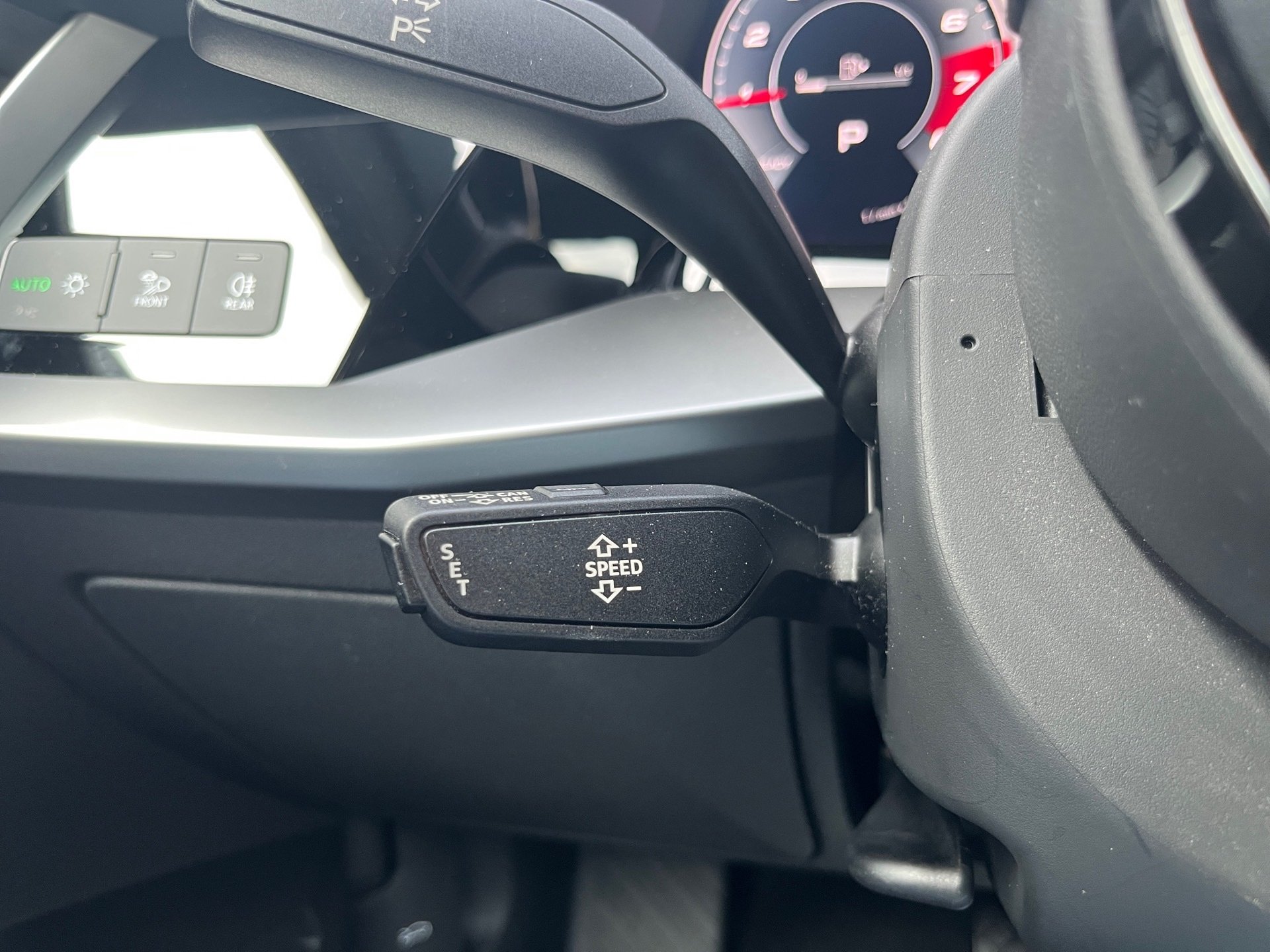 A3 Sportback ADVANCED TFSI S-TRONIC+ALU 18+LED+MMI NAVI+SPORTSITZE+KLIMA+BUSINESSPAKE