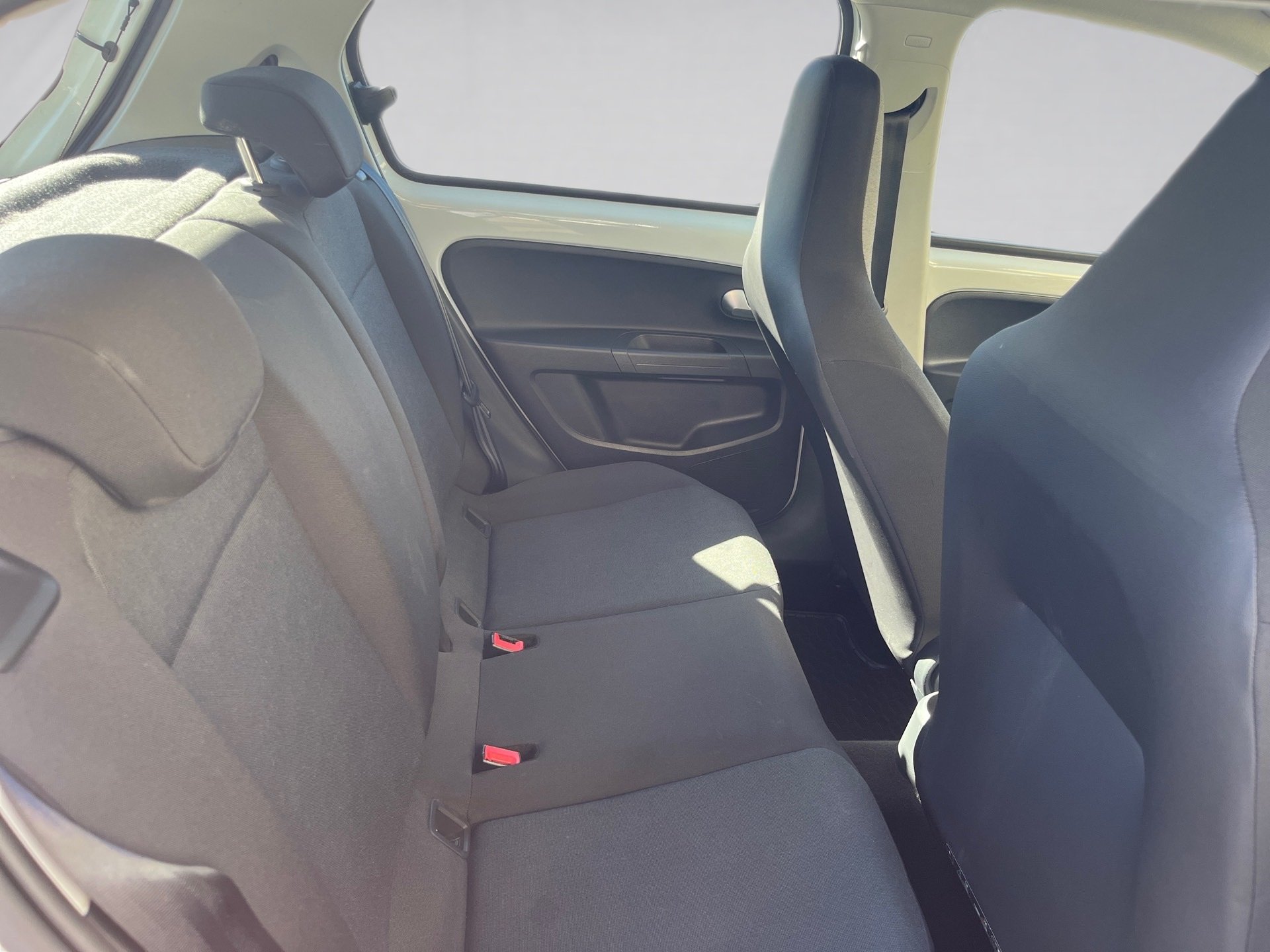up! MOVE TSI+TELEFONSCHNITTSTELLE+DAB+USB+KLIMA+LED-TAGFAHRLICHT