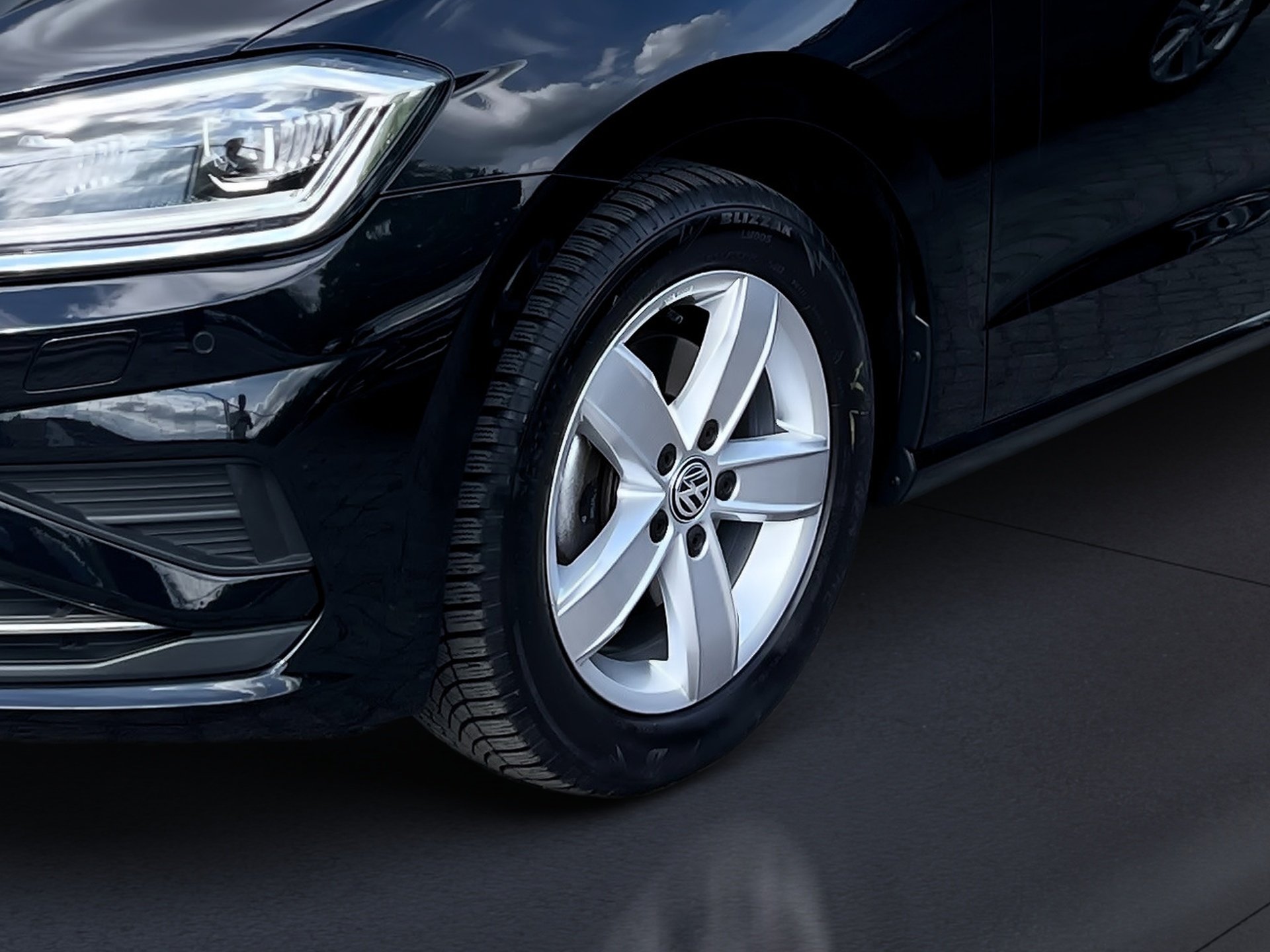 Golf Sportsvan COMFORTLINE TSI DSG+ALU 16+NAVI+ACC+LED+EINPARKHILFE+WINTERPAKET+KLIMA