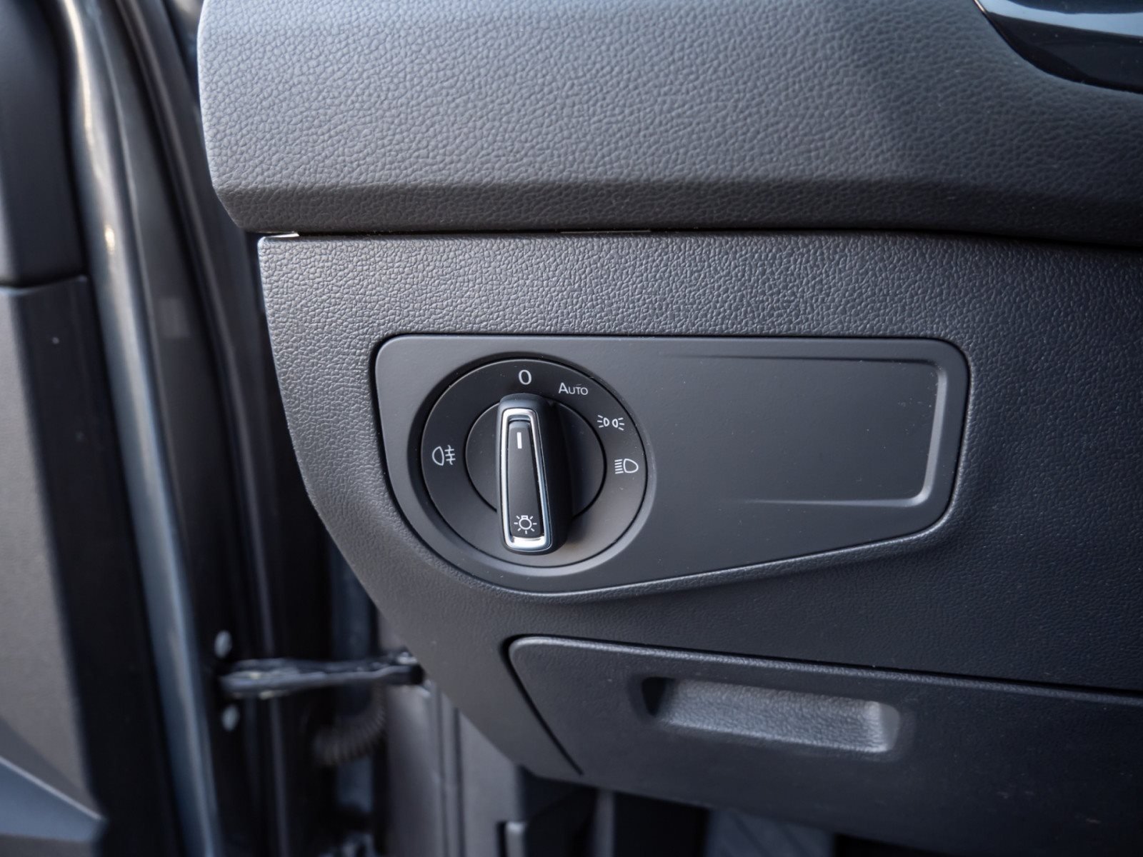 Tiguan Allspace LIFE TDI DSG 4MOTION+ALU 18+AHK+ACC+LED+NAVI+KLIMA+ELK HECKKLAPPE+EINPAR