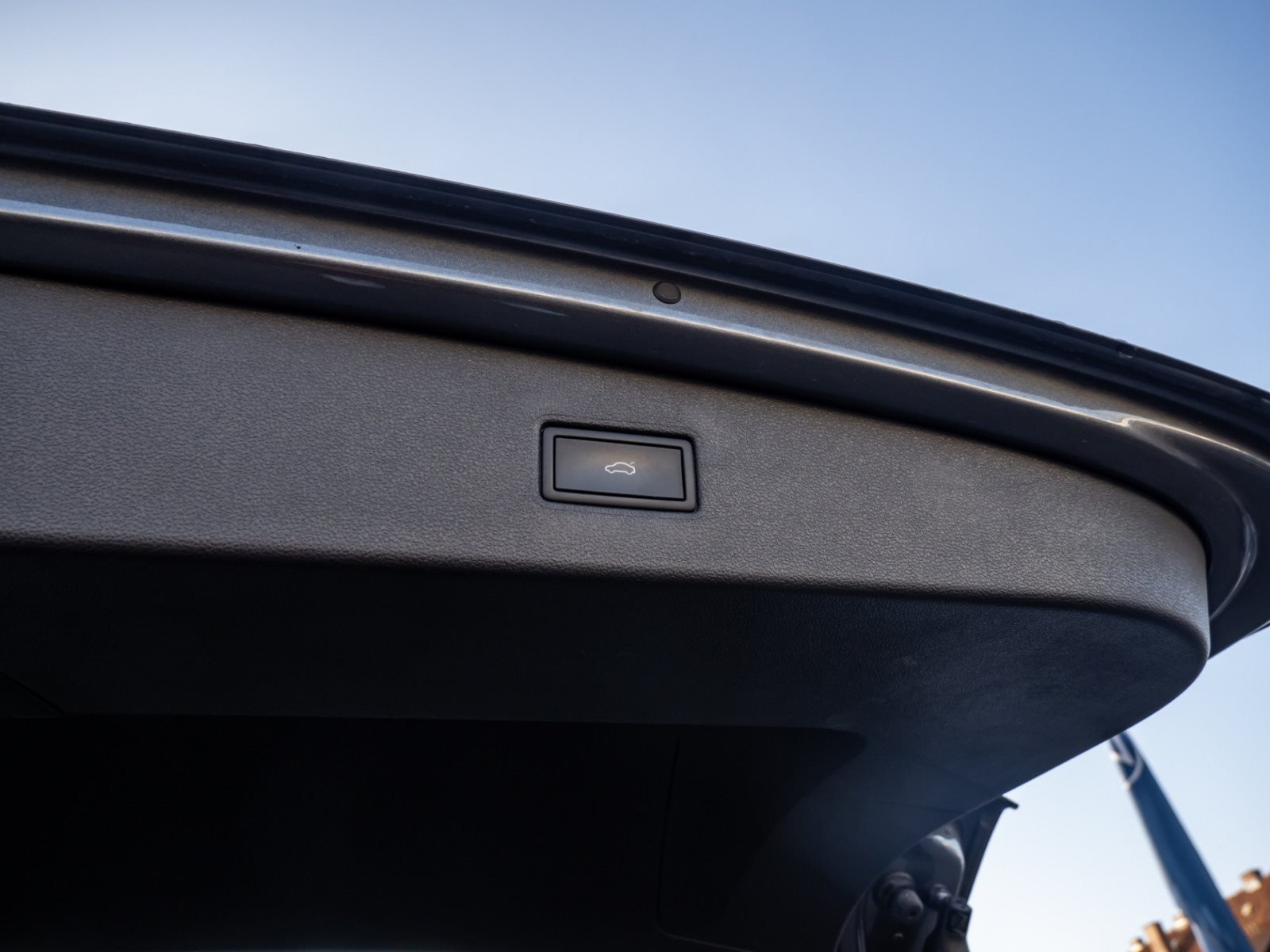 Tiguan Allspace LIFE TDI DSG 4MOTION+ALU 18+AHK+ACC+LED+NAVI+KLIMA+ELK HECKKLAPPE+EINPAR