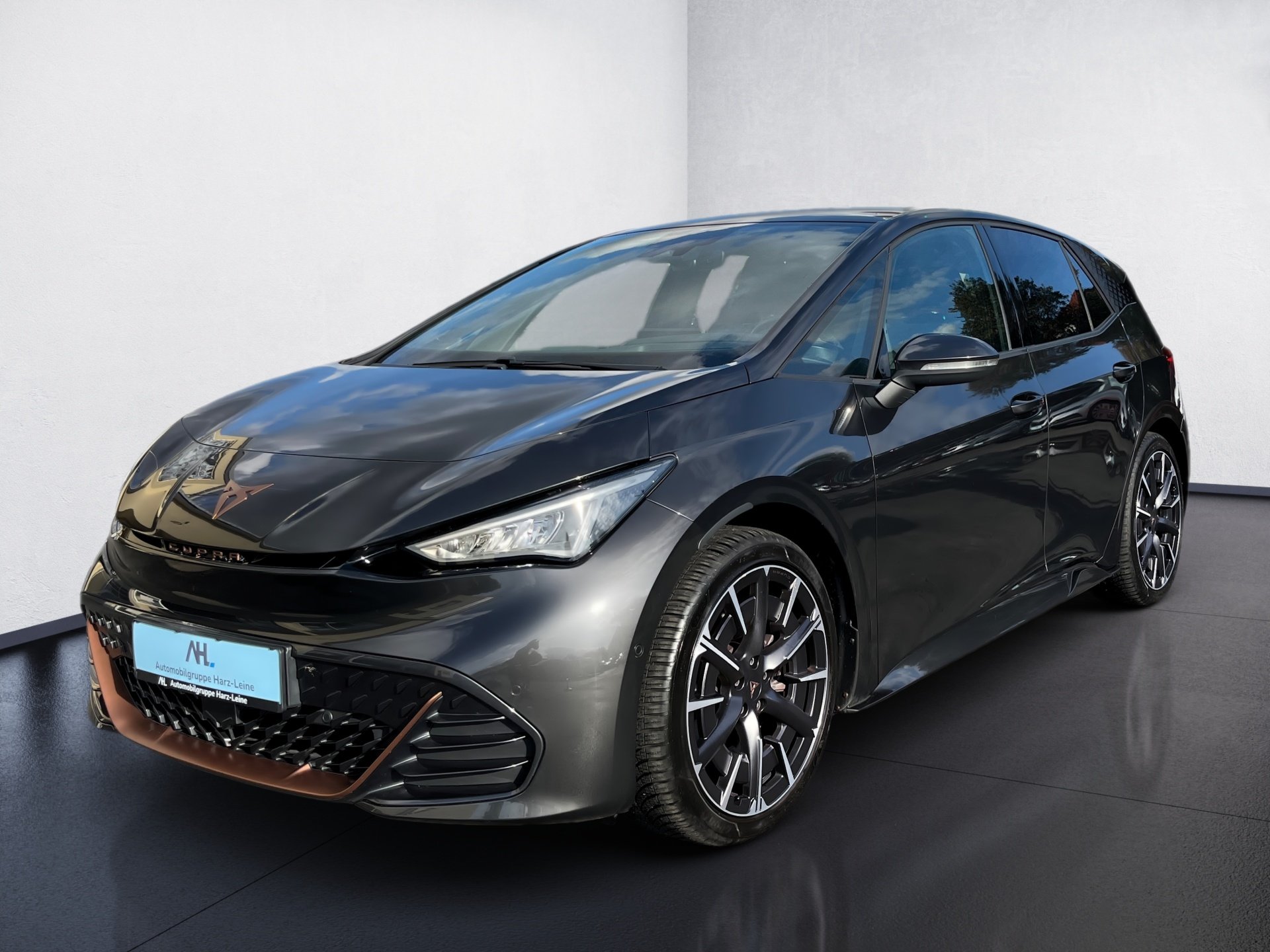 Born eBOOST+ALU 20+DCC+BEATS AUDIO+RÜCKFAHRKAMERA+AR-HUD+KEYLESS+ELK SITZE