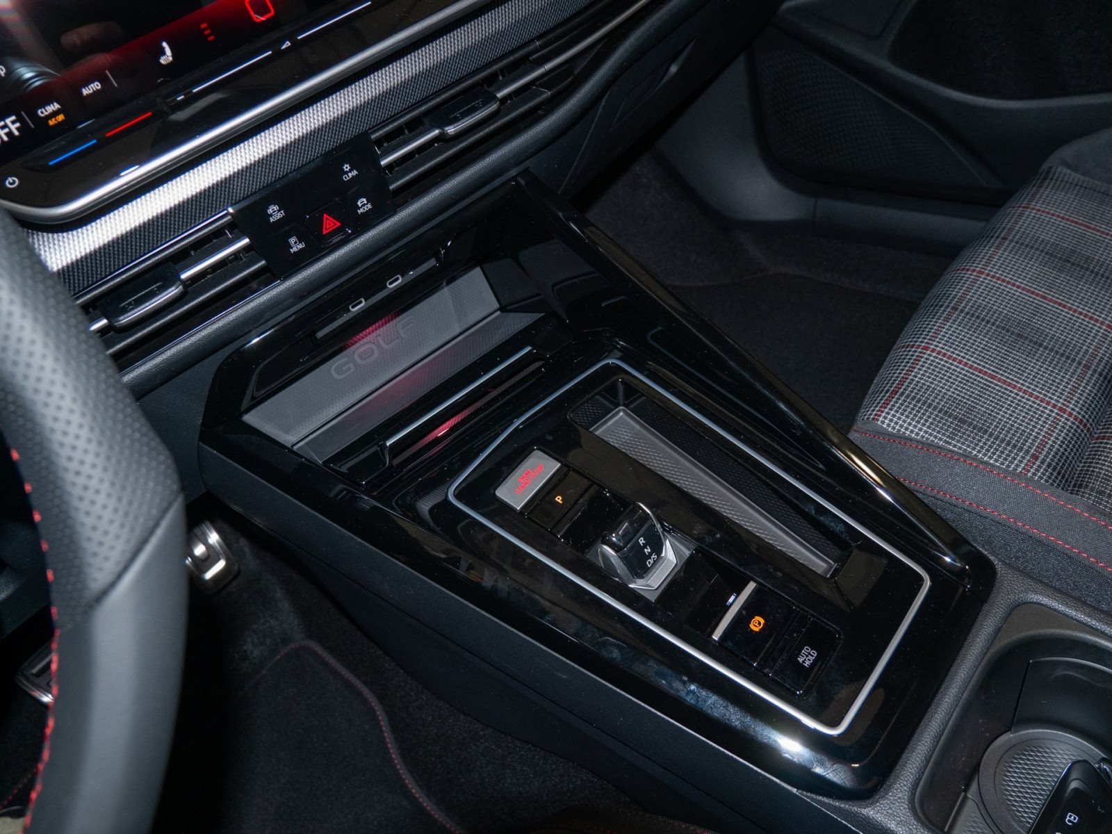 Golf GTI 2.0 l TSI OPF DSG 360 ACC AUT HUD Kam.