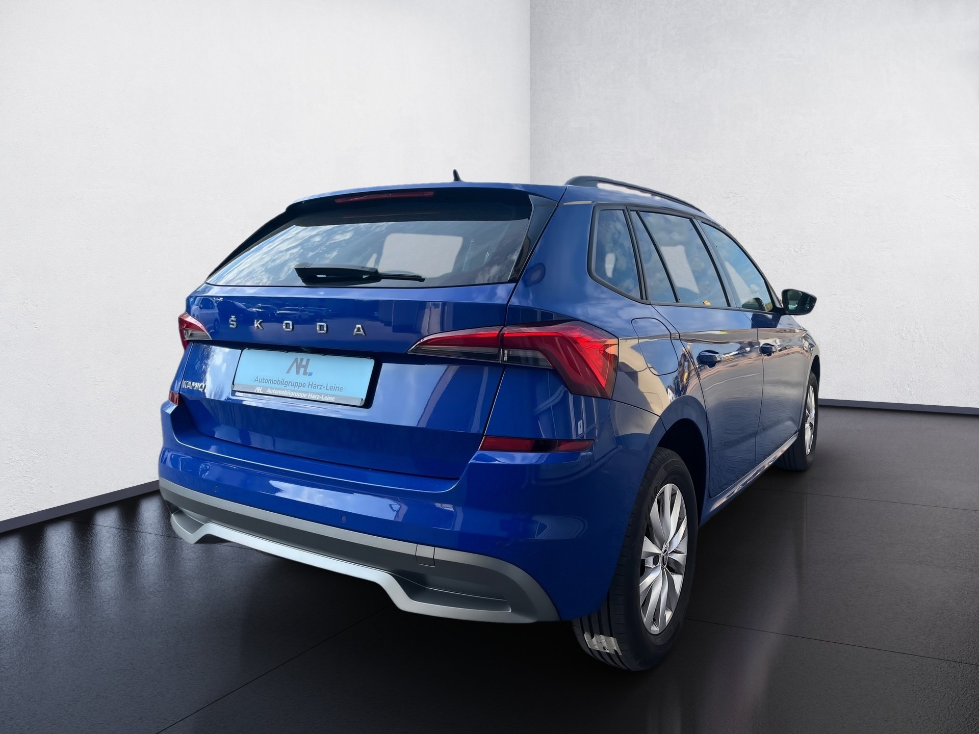 Kamiq AMBITION TSI+AHK+ALU 16+RÜCKFAHRKAMERA+SITZHEIZUNG+LED+KLIMA+SMART LINK