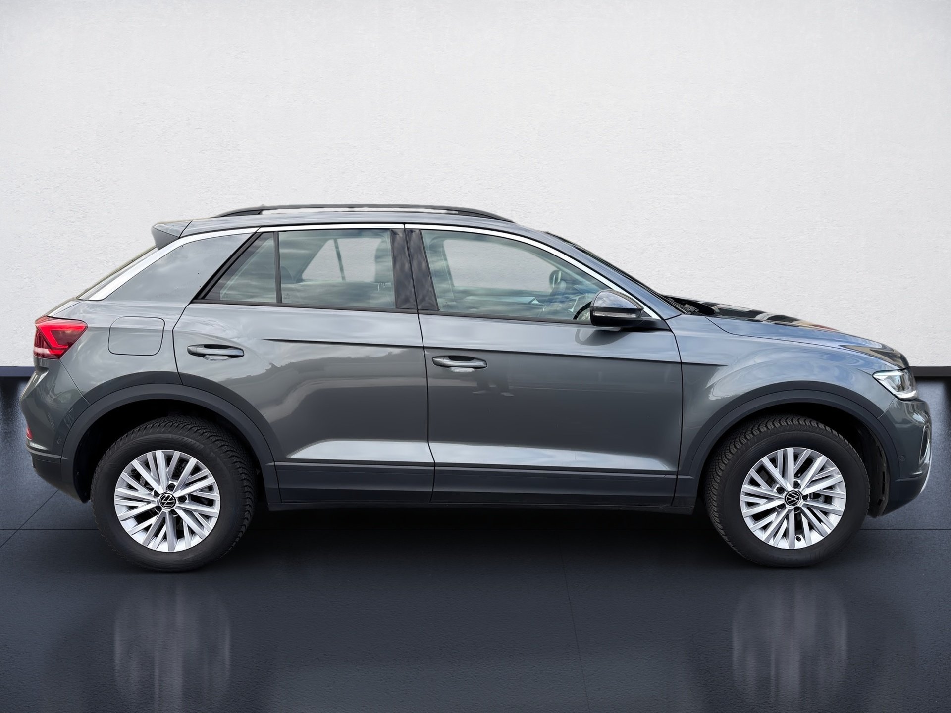 T-Roc LIFE TSI+ALU 16+AHK+PARK ASSIST+LED+APP CONNECT+KOMFORT+WINTERPAKET