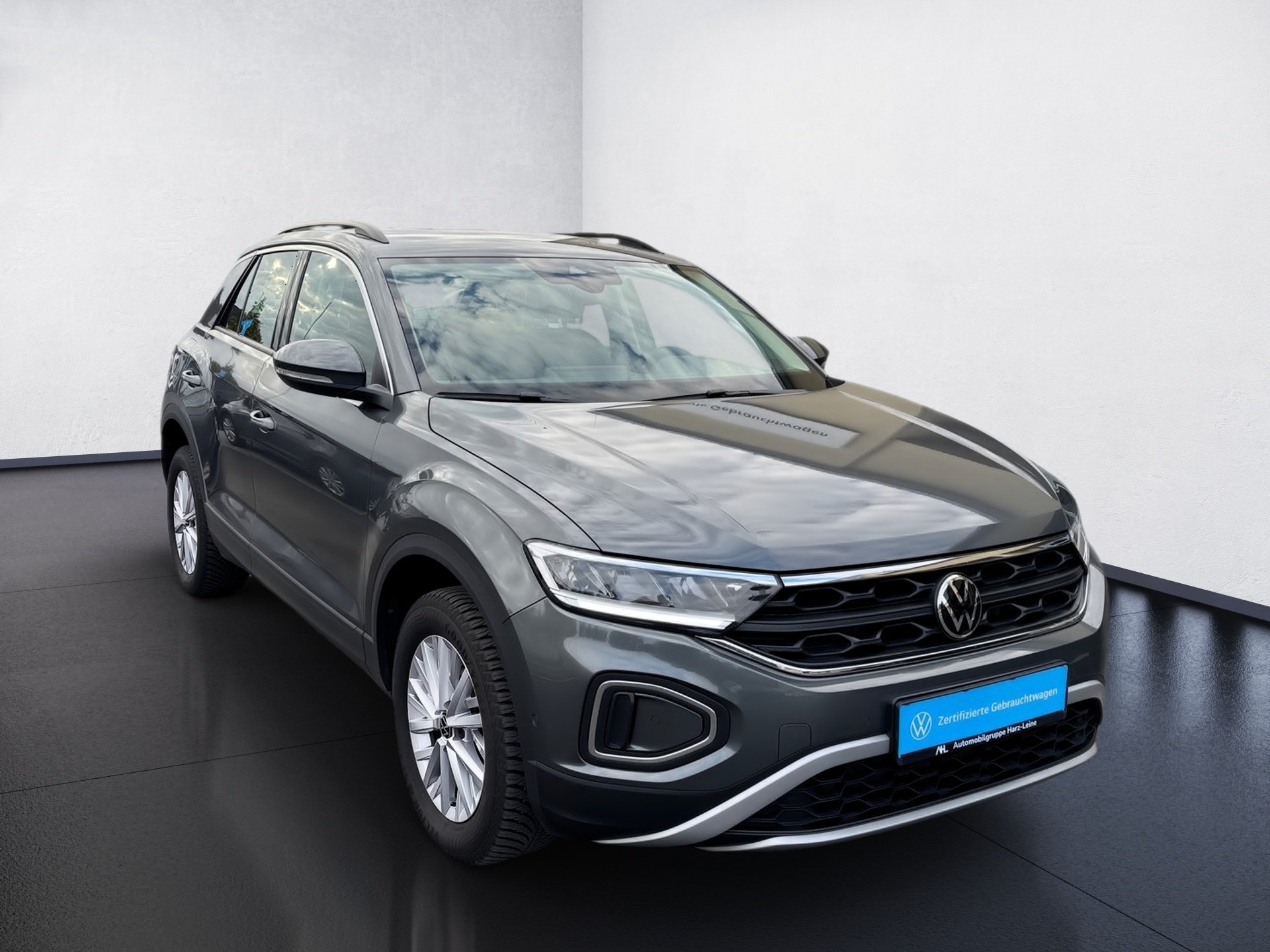 T-Roc LIFE TSI+ALU 16+AHK+PARK ASSIST+LED+APP CONNECT+KOMFORT+WINTERPAKET