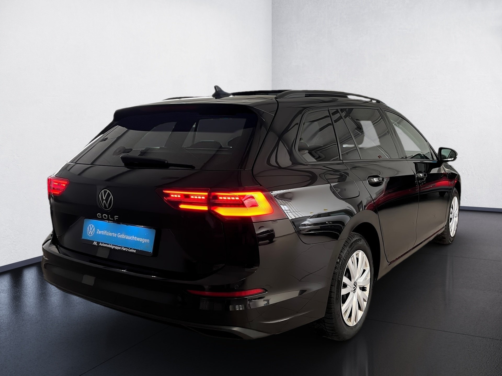 Golf VIII Variant LIFE TDI DSG+ALU 16+AHK+PANO+RÜCKFAHRKAMERA+ERGOACTIVE+TOP-PAKET+TRAVEL