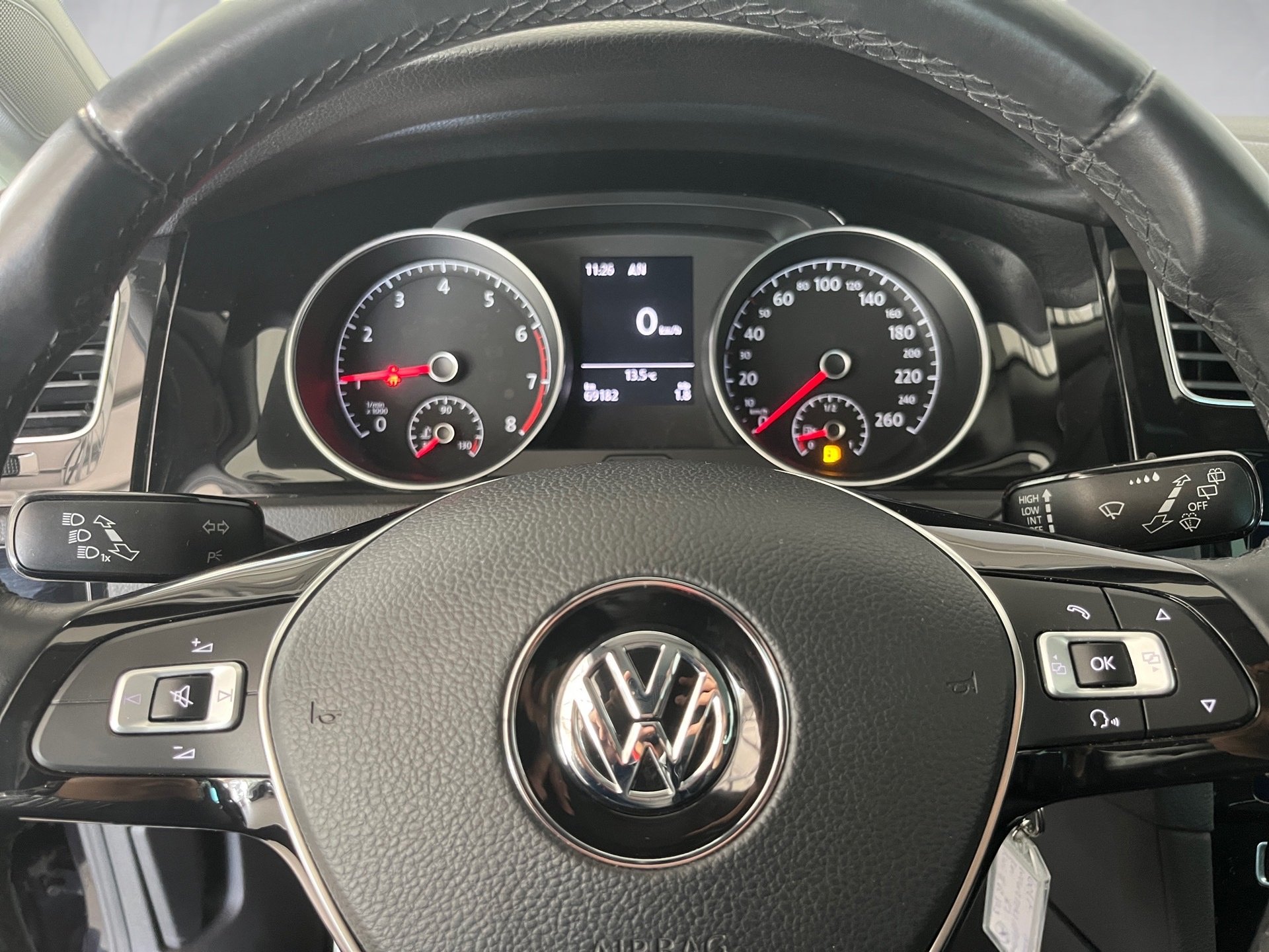 Golf VII JOIN TSI+ALU 16+SITZHEIZUNG+NAVI+EINPARKHILFE+KLIMA+USB+FRONT ASSIST