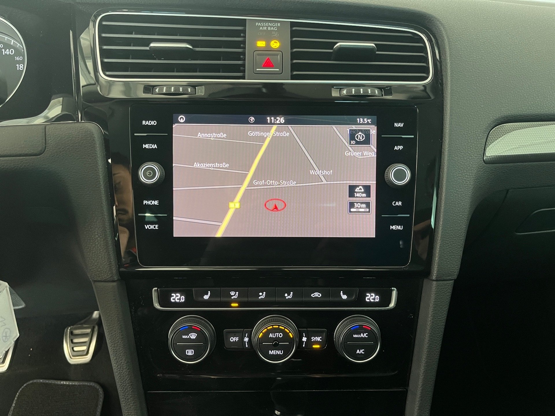 Golf VII JOIN TSI+ALU 16+SITZHEIZUNG+NAVI+EINPARKHILFE+KLIMA+USB+FRONT ASSIST