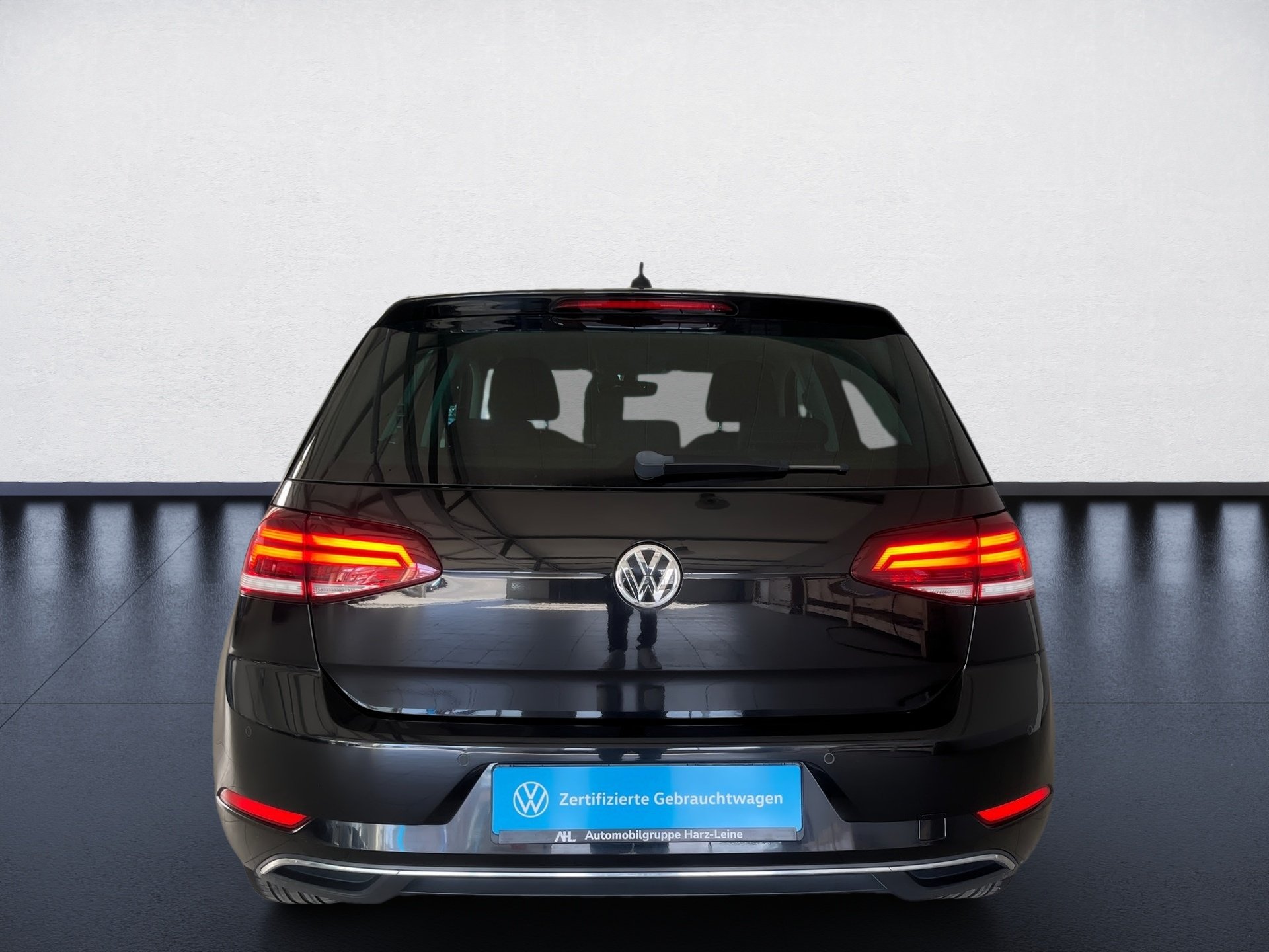 Golf VII JOIN TSI+ALU 16+SITZHEIZUNG+NAVI+EINPARKHILFE+KLIMA+USB+FRONT ASSIST