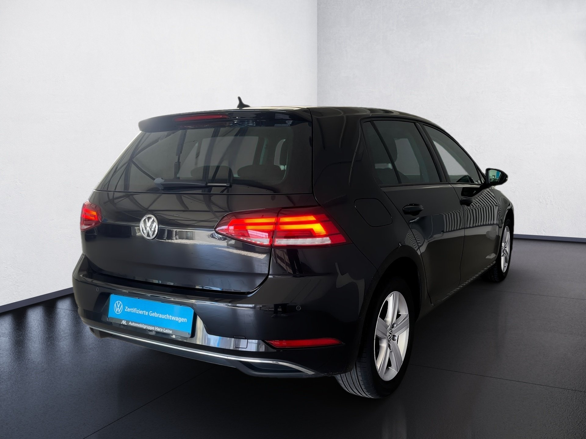 Golf VII JOIN TSI+ALU 16+SITZHEIZUNG+NAVI+EINPARKHILFE+KLIMA+USB+FRONT ASSIST