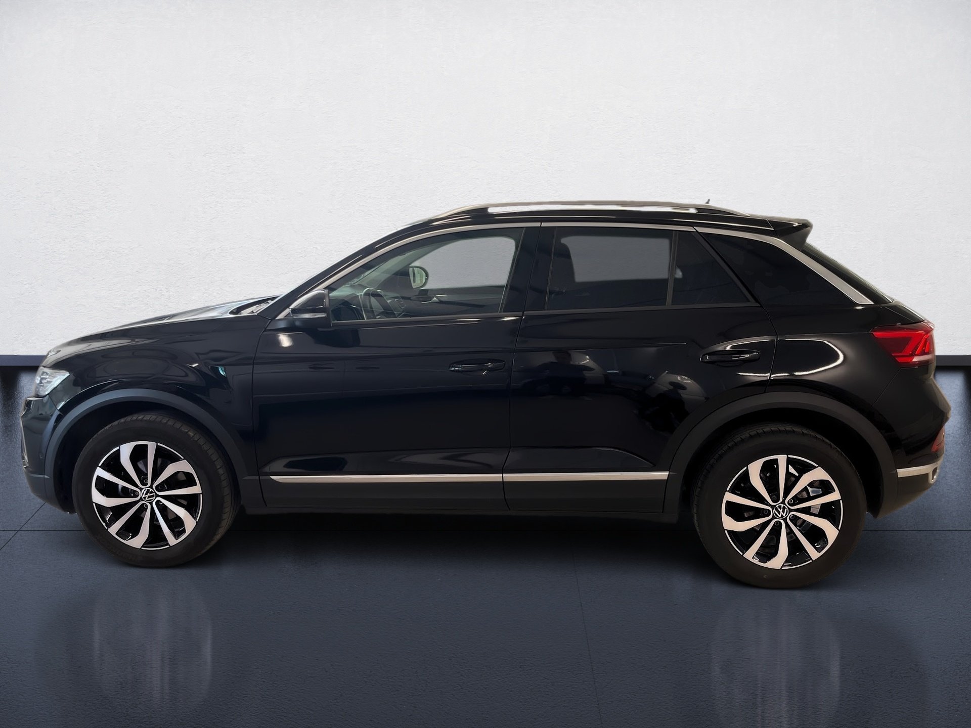 T-ROC STYLE TSI DSG+AHK+ALU 17+RÜCKFAHRKAMERA+ACC+TRAVEL ASSIST+NAVI+PARK ASSI