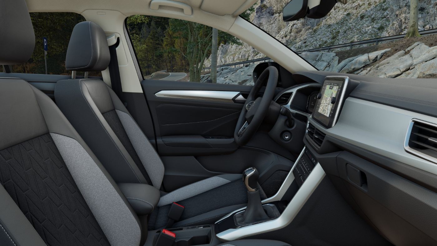 T-Roc GOAL TSI+ALU 17+TRAVEL ASSIST+ACC+LED+APP CONNECT+PARK ASSIST