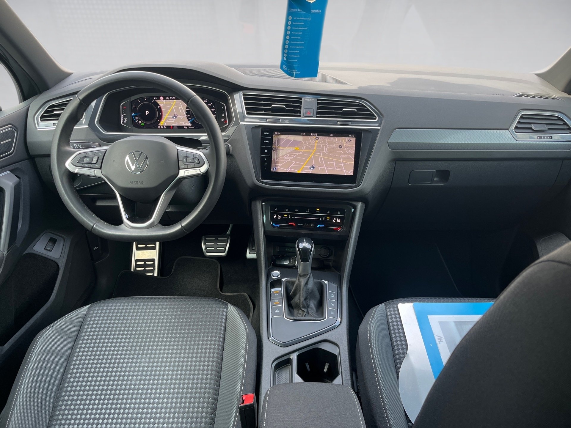 Tiguan LIFE TSI DSG+ALU 18+360° KAMERA+NAVI PRO+HARMAN/KARDON+LED-MATRIX+KEYLES