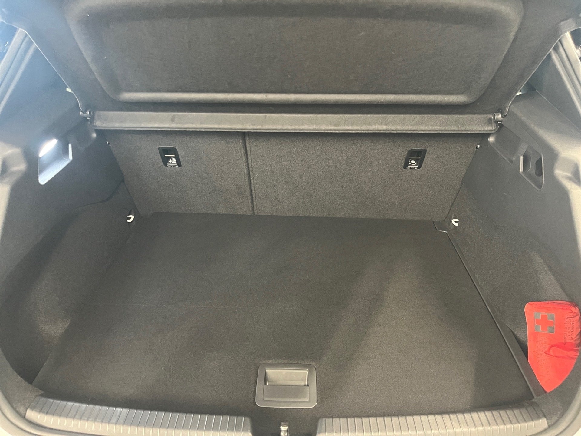 ID.3 PRO PERFORMANCE+ALU 19+RÜCKFAHRKAMERA+AR HUD+KEYLESS+WÄRMEPUMPE+NAVI+ACC