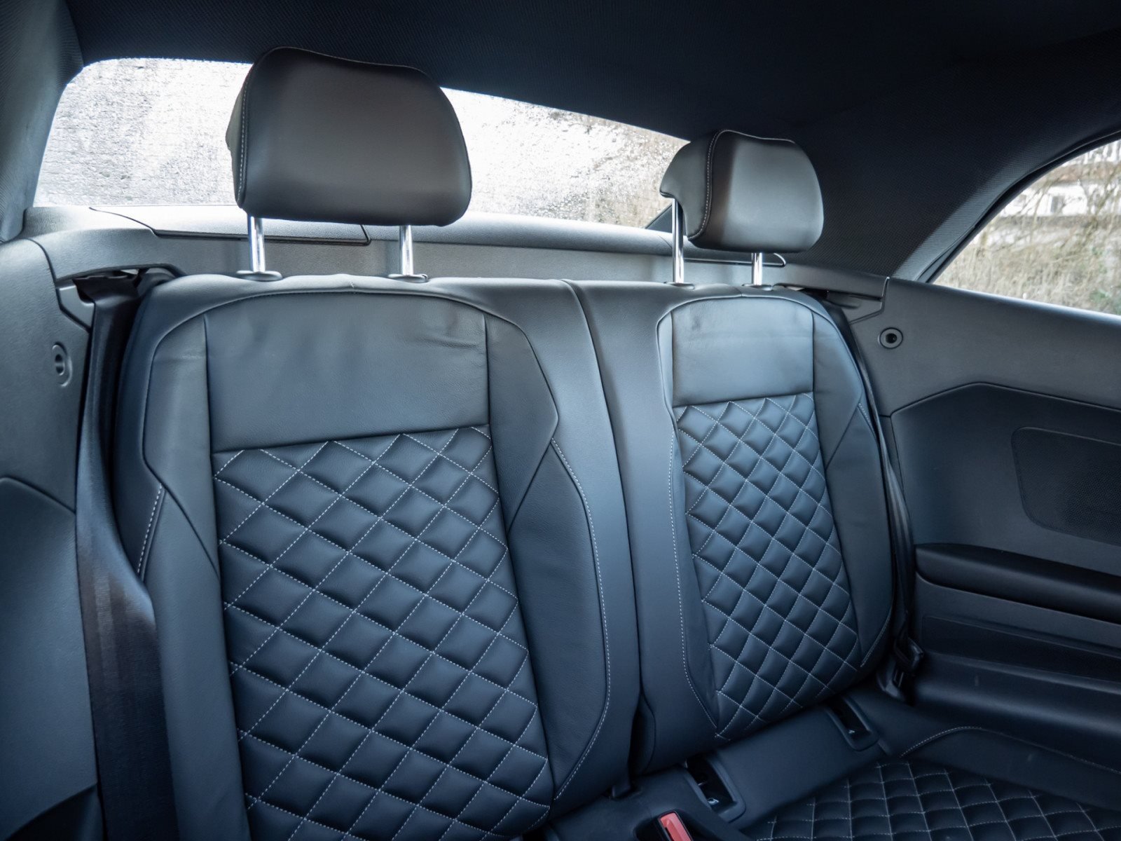 T-Roc Cabriolet R-LINE TSI DSG+ALU 19+LEDER+LED+RÜCKFAHRKAMERA+ACC+SPORTFAHRWERK+KLIMA