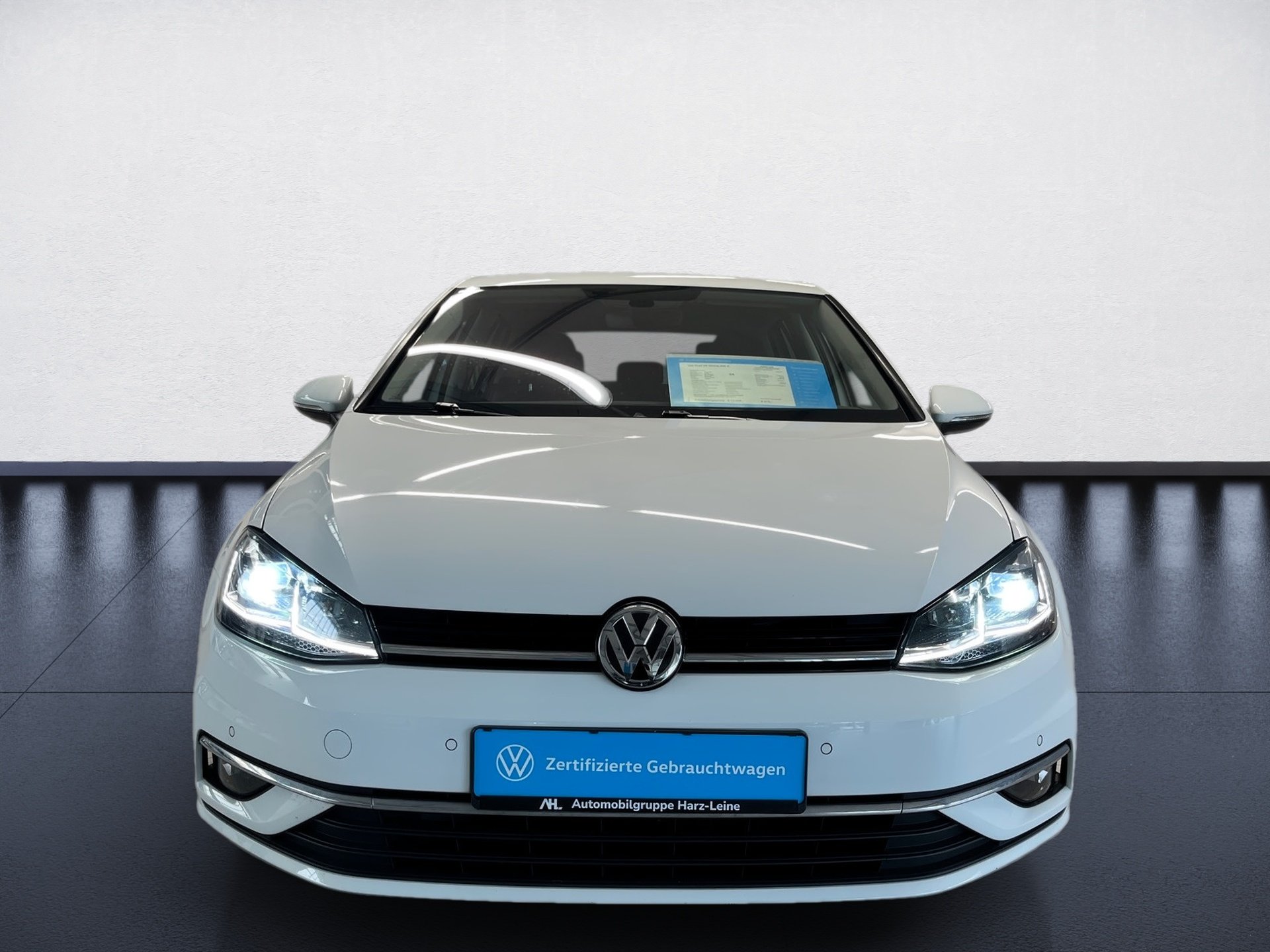 Golf VII HIGHLINE TSI+ALU 17+ACC+NAVI+LED+SPORTFAHWERK+MASSAGE+KLIMA+EINPARKHILFE
