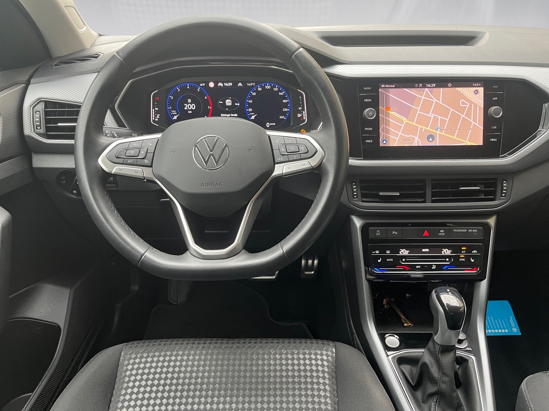 T-Cross ACTIVE TSI DSG+ALU 16+TRAVEL ASSIST+ACC+RÜCKFAHRKAMERA+APP CONNECT
