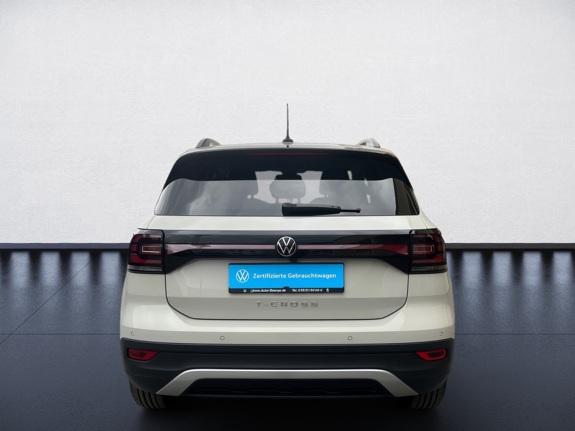 T-Cross ACTIVE TSI DSG+ALU 16+TRAVEL ASSIST+ACC+RÜCKFAHRKAMERA+APP CONNECT