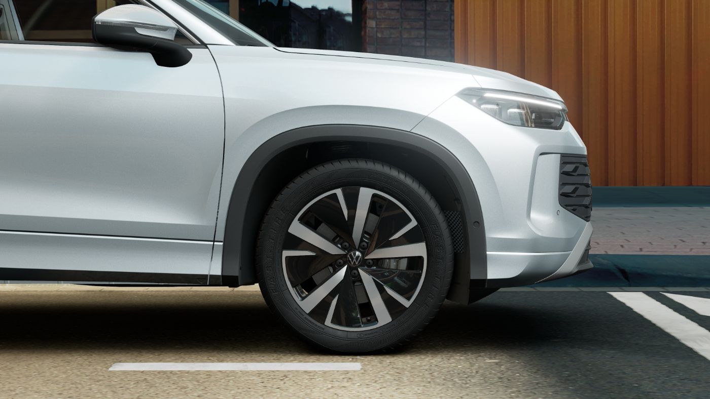 Tayron LIFE eTSI DSG+AHK+ALU 19+RÜCKFAHRKAMERA+ACC+KEYLESS+LED-PLUS+APP CONNECT