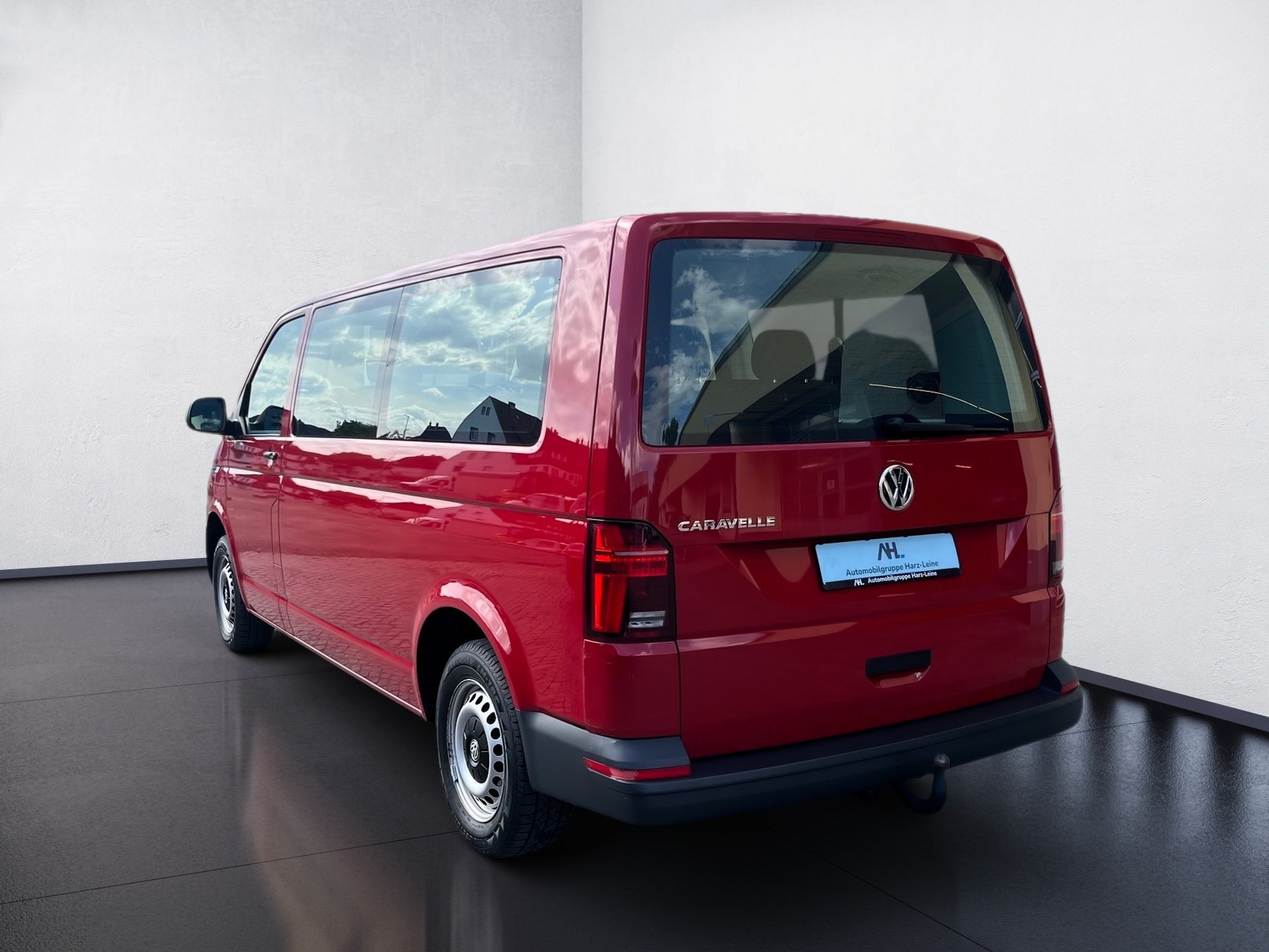 T7 Caravelle TRENDLINE TDI+AHK+8 SITZER+NAVI+LED+KLIMA+APP CONNECT+SPRACHBEDIENUNG