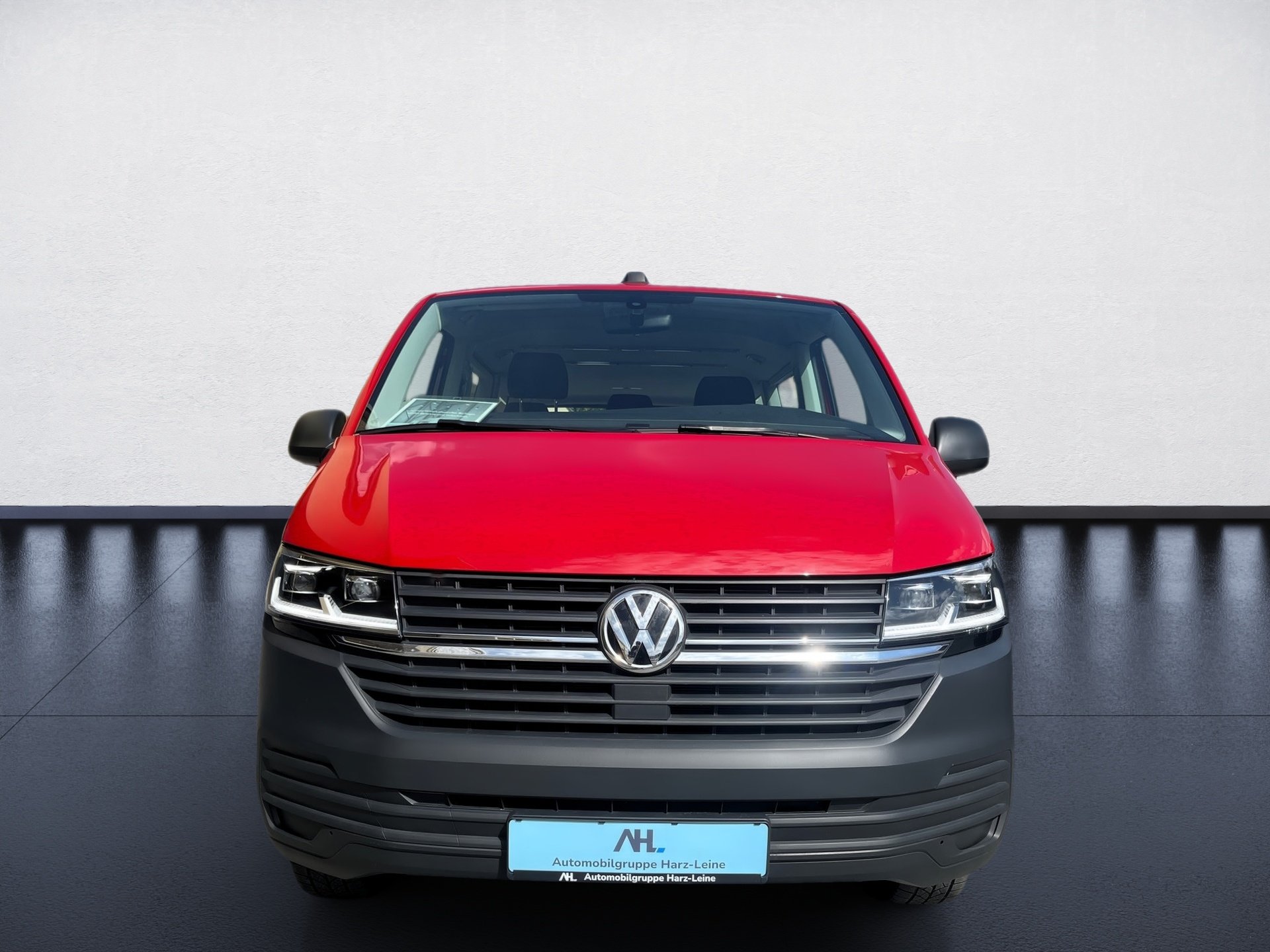 T7 Caravelle TRENDLINE TDI+AHK+8 SITZER+NAVI+LED+KLIMA+APP CONNECT+SPRACHBEDIENUNG