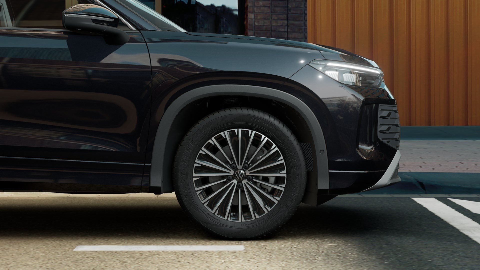 Tayron LIFE TDI DSG 4MOTION+AHK+ALU 18+7-SITZER+DCC PRO+360° KAMERA+HD-MATRIX