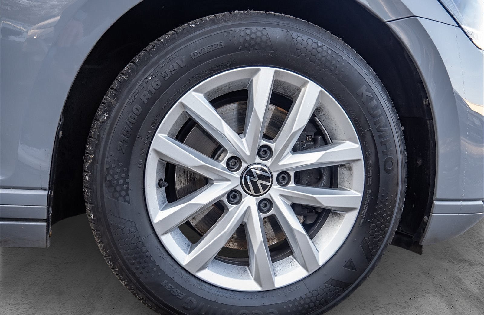 Passat Variant BUSINESS TDI DSG+ALU 16+LED+ACC+APP CONNECT+KLIMA+RÜCKFAHRKAMERA+TRAVEL