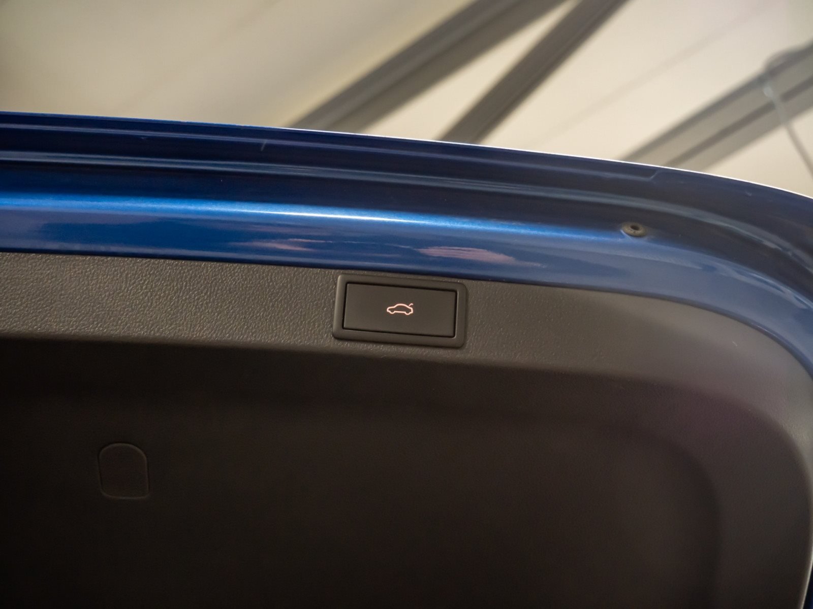 Octavia Combi STYLE TDI DSG+AHK+ALU 17+STANDHEIZUNG+RÜCKFAHRKAMERA+HUD+NAVI+PARK ASSIS