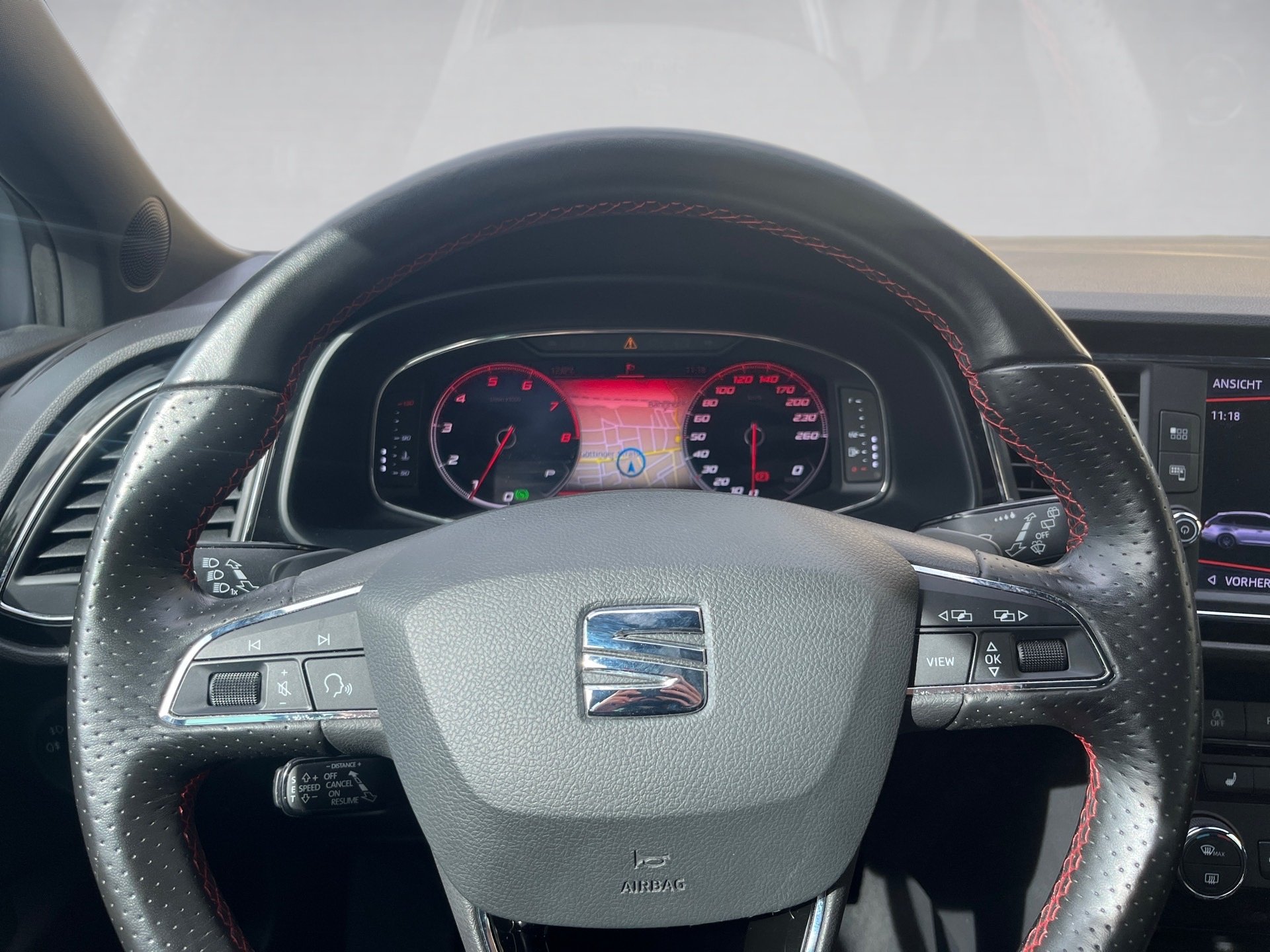 Leon SPORTSTOURER FR+ALU 18+RÜCKFAHRKAMERA+ACC+DCC+LED+NAVI