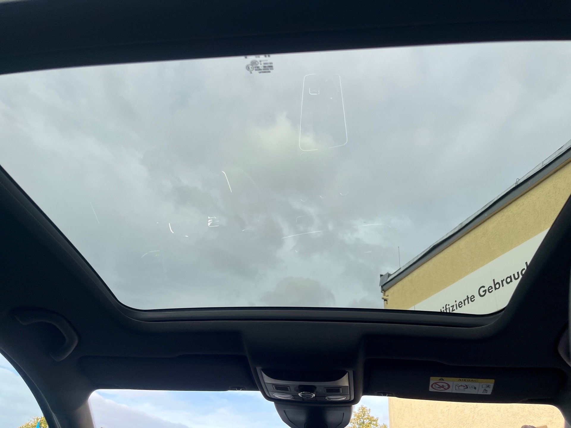 Leon SPORTSTOURER FR+ALU 18+RÜCKFAHRKAMERA+ACC+DCC+LED+NAVI