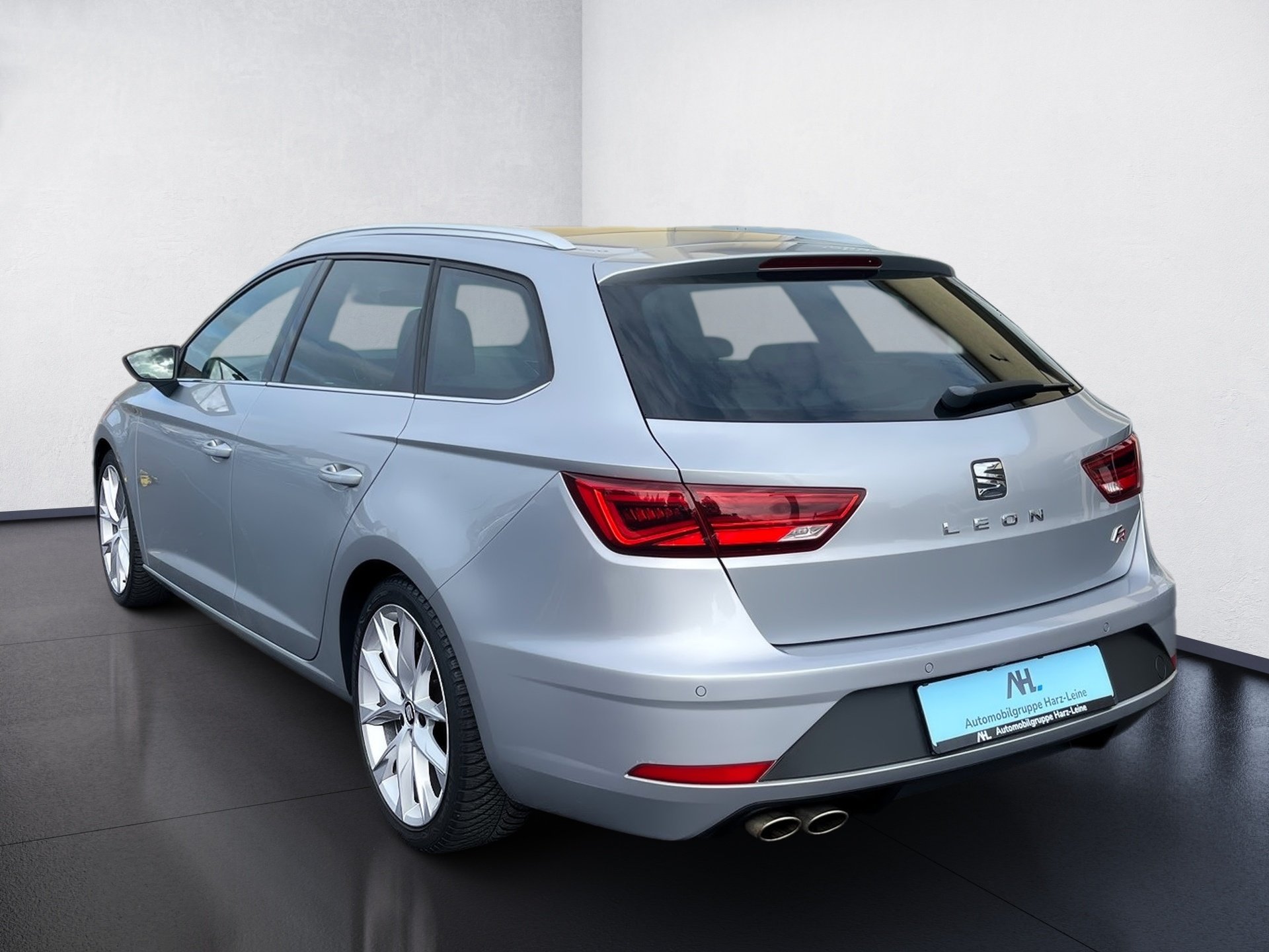 Leon SPORTSTOURER FR+ALU 18+RÜCKFAHRKAMERA+ACC+DCC+LED+NAVI