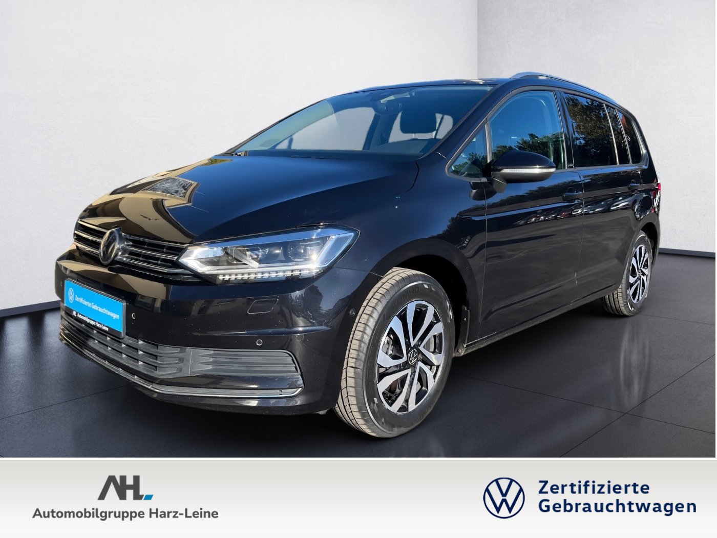 Touran ACTIVE TDI DSG+ALU 16+ACC+TRAVEL ASSIST+EINPARKH...