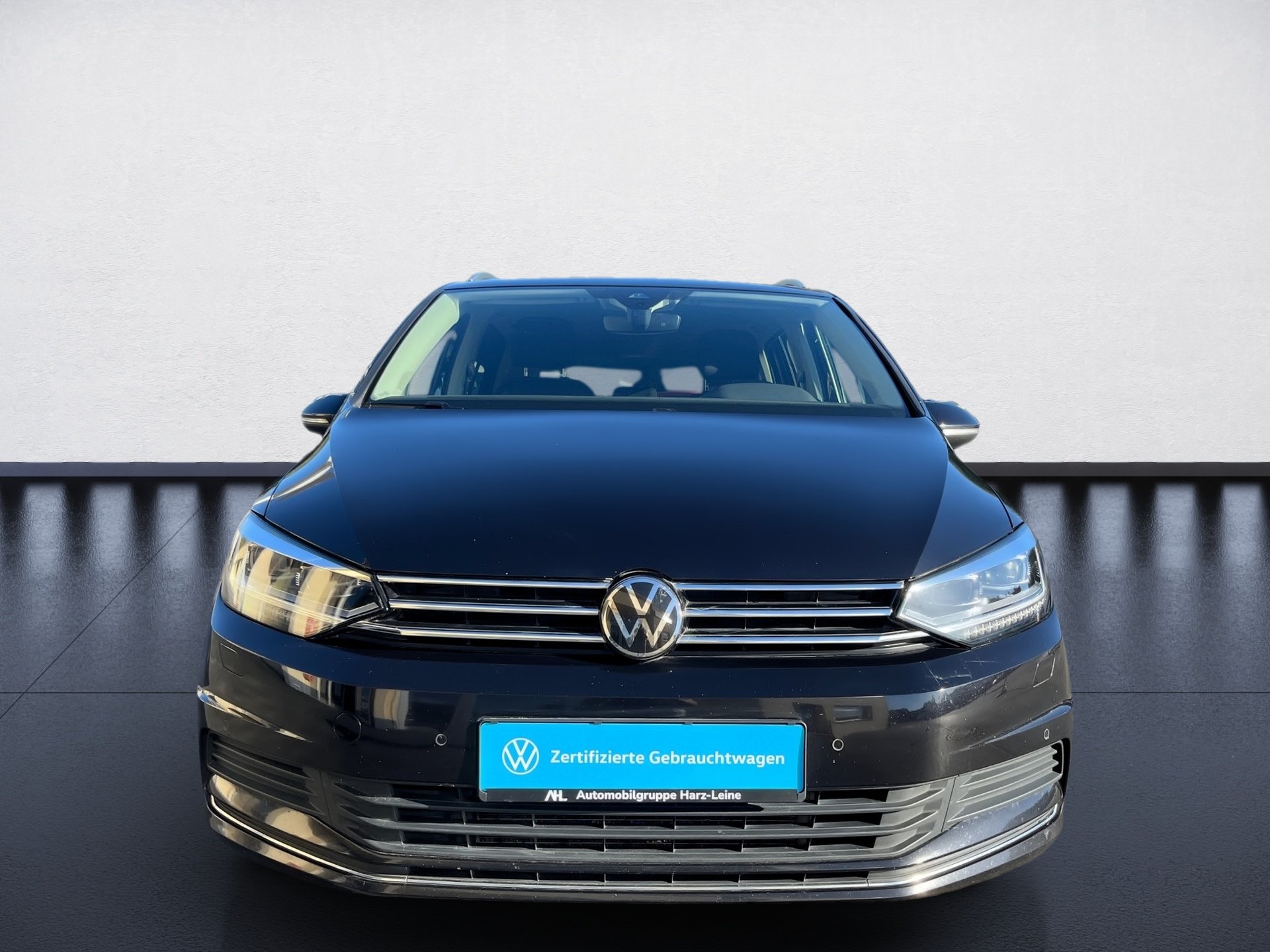 Touran ACTIVE TDI DSG+ALU 16+ACC+TRAVEL ASSIST+EINPARKHILFE+LED+APP CONNECT