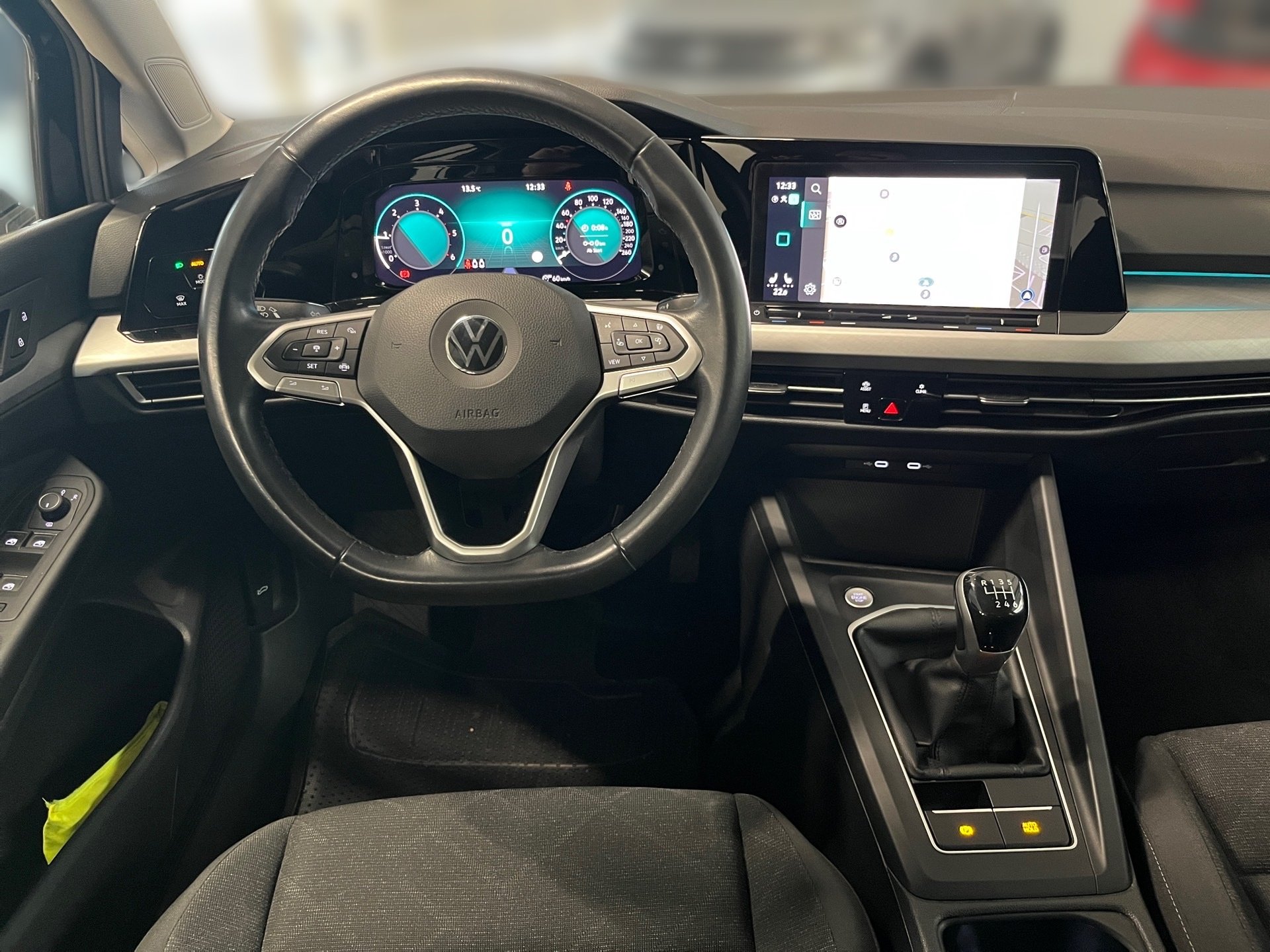 Golf VIII Variant LIFE TDI+ALU 16+NAVI+LED+WINTERPAKET+SITZHEIZUNG+APP CONNECT+KLIMA