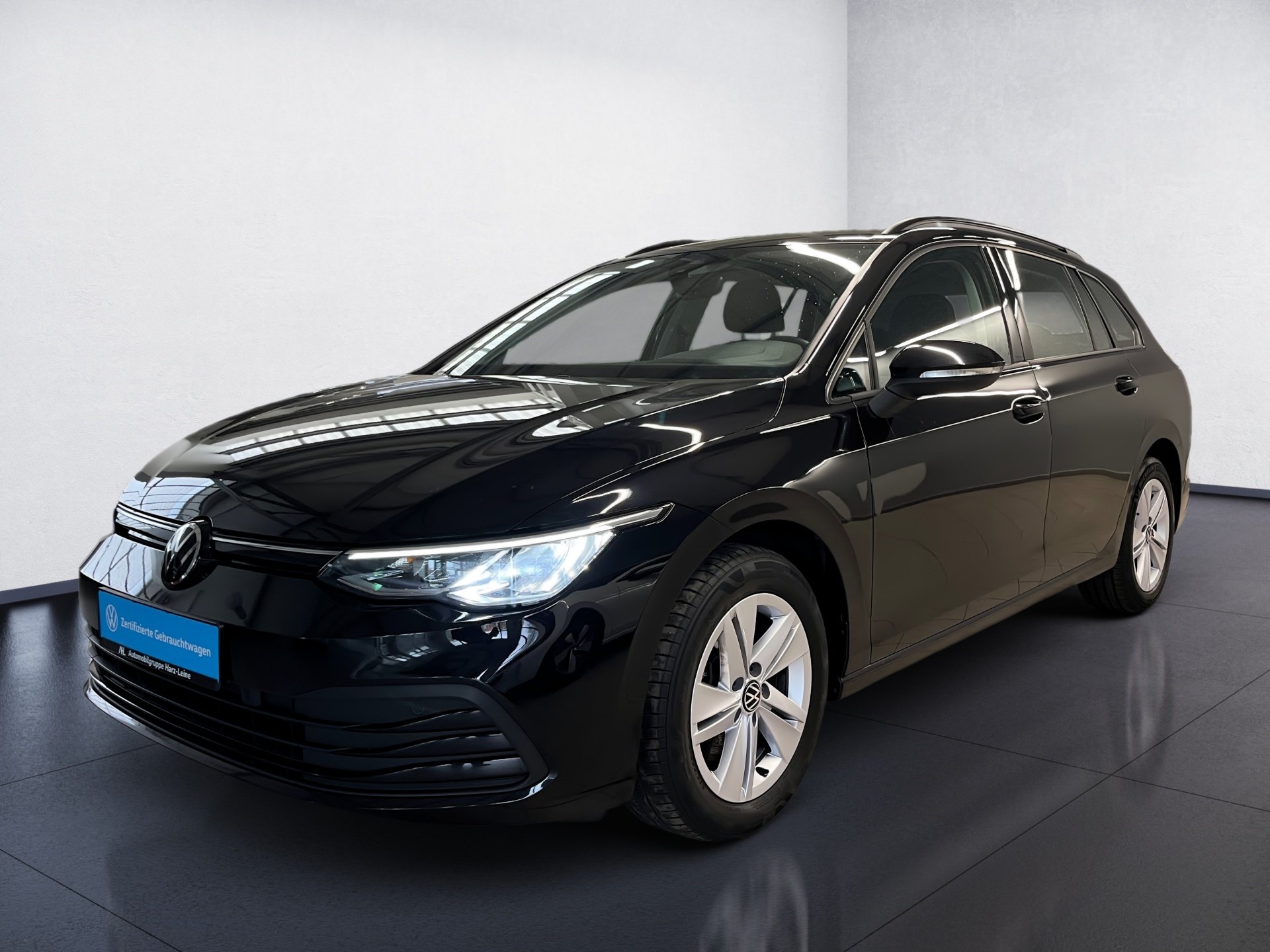 Golf VIII Variant LIFE TDI+ALU 16+NAVI+LED+WINTERPAKET+SITZHEIZUNG+APP CONNECT+KLIMA