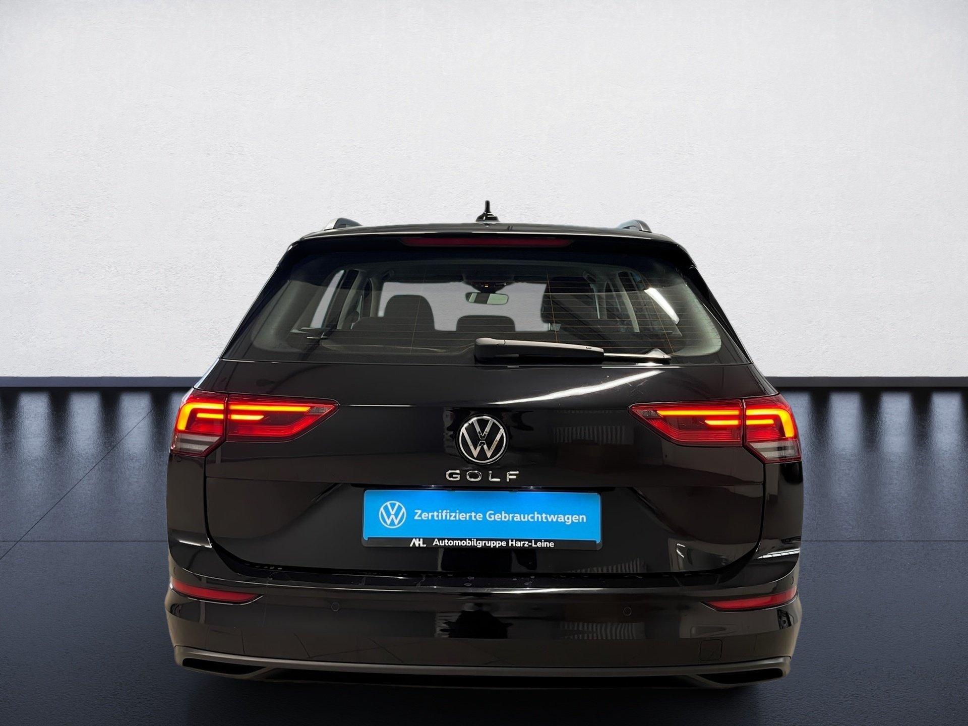 Golf VIII Variant LIFE TDI+ALU 16+NAVI+LED+WINTERPAKET+SITZHEIZUNG+APP CONNECT+KLIMA