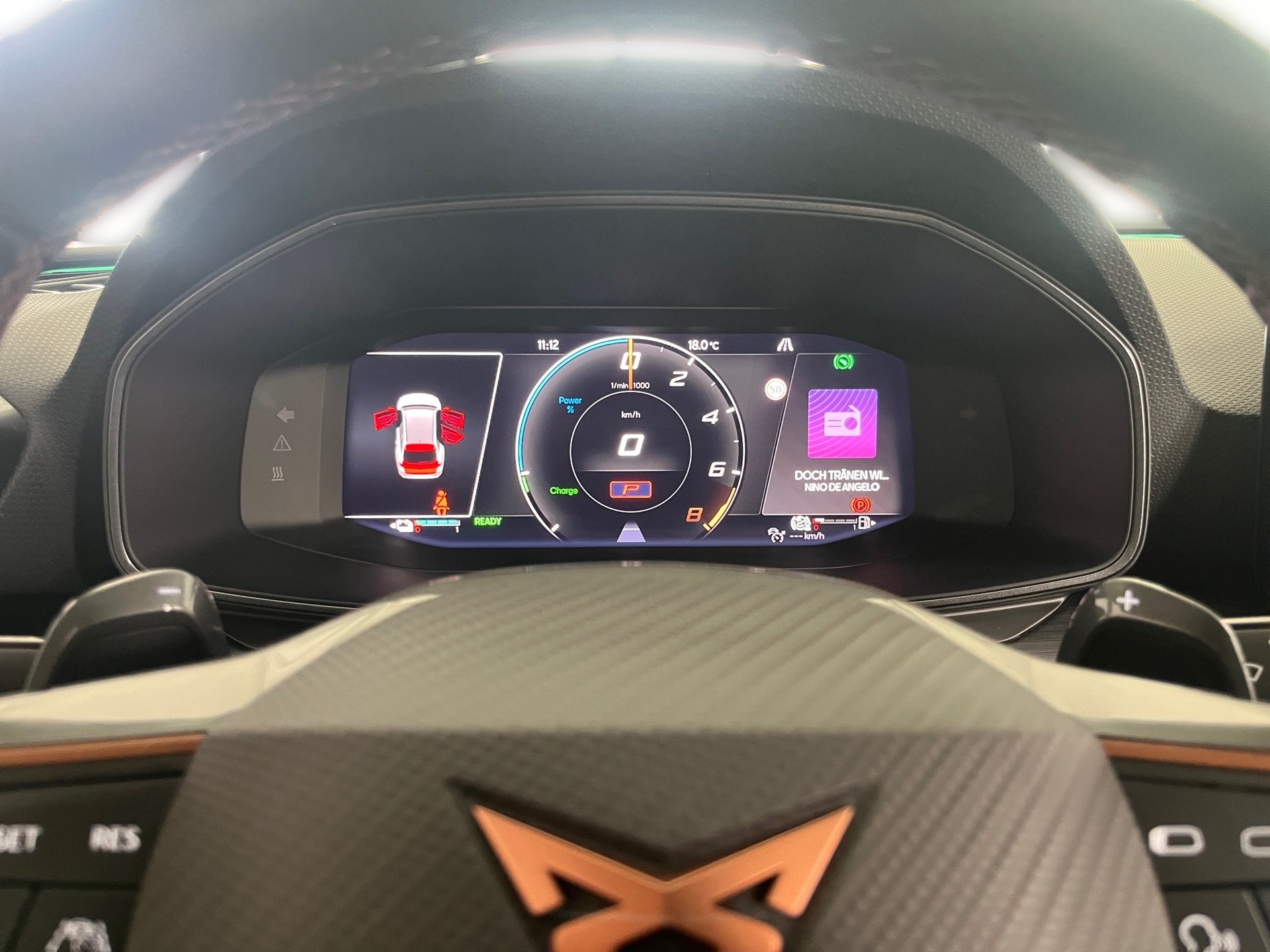 Leon Sportstourer e-HYBRID DSG+ALU 18+DCC+RÜCKFAHRKAMERA+KEYLESS+LED+NAVI+STAUASSISTENT+