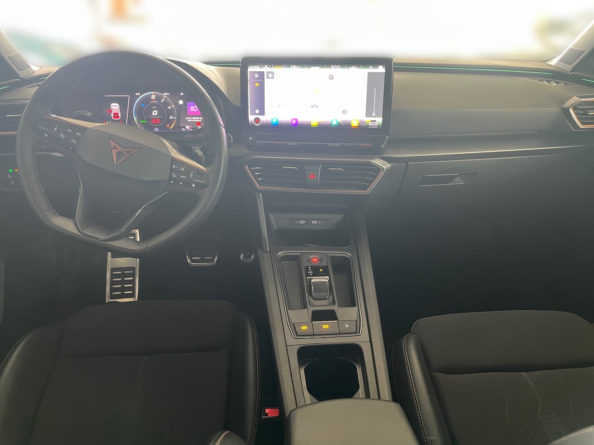 Leon Sportstourer e-HYBRID DSG+ALU 18+DCC+RÜCKFAHRKAMERA+KEYLESS+LED+NAVI+STAUASSISTENT+