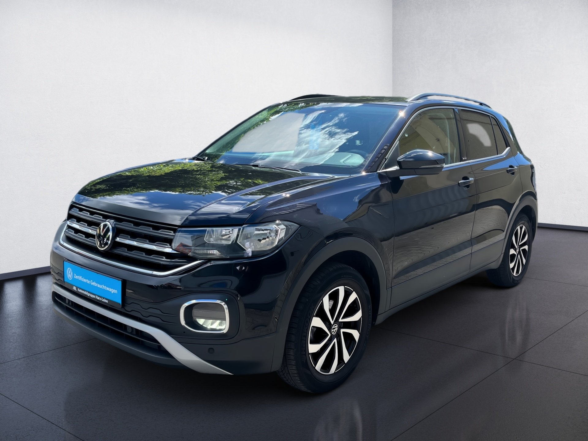T-Cross ACTIVE TSI+NEUER MOTOR+AHK+ALU 16+ACC+EINPARKHILFE+NAVI+KLIMA+APP CONNEC